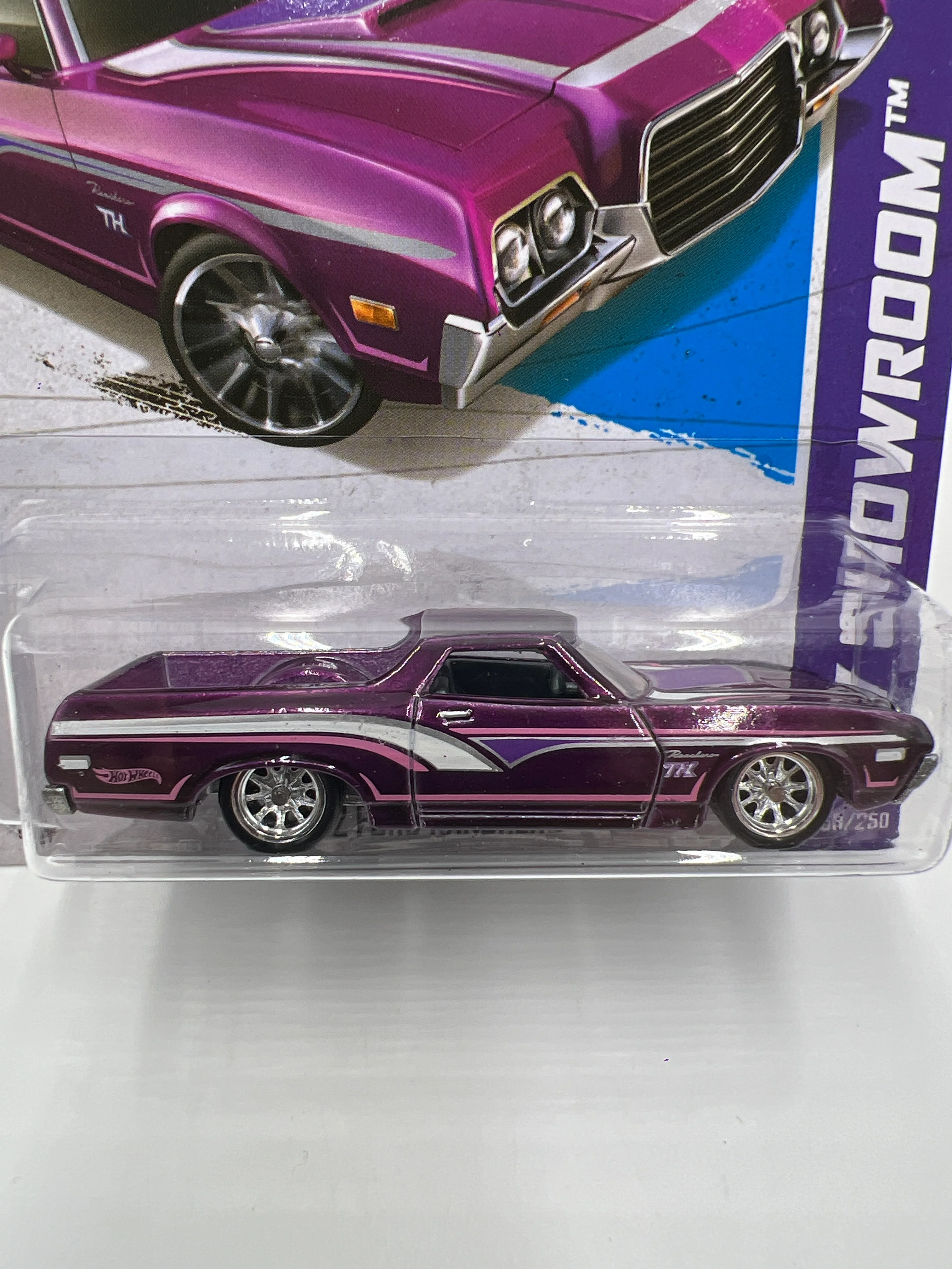 2013 Hot Wheels Super Treasure Hunt #163 72 Ford Ranchero Purple W/Protector - Image 2
