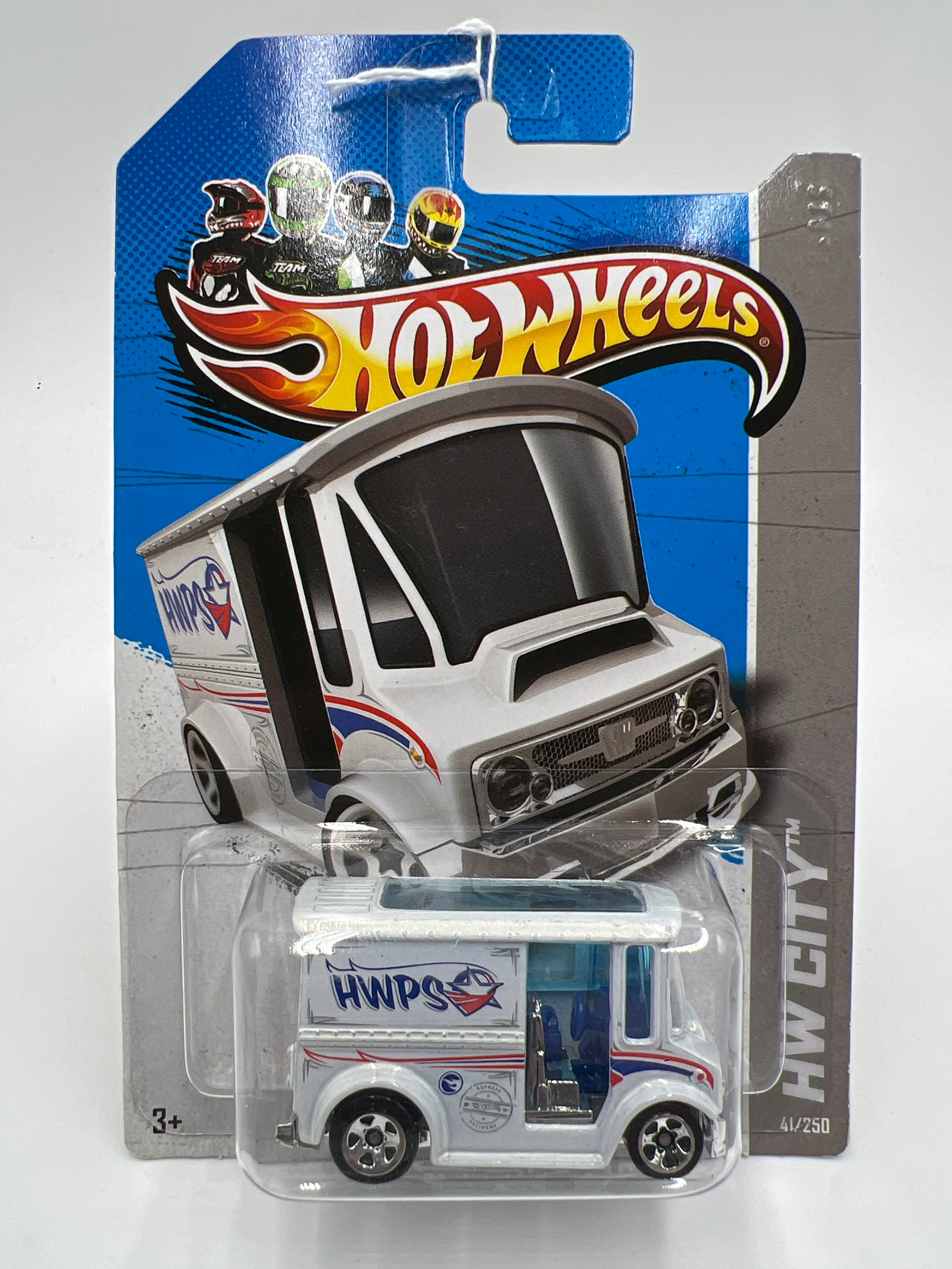 2013 Hot Wheels Treasure Hunt HW City #41 Bread Box White 274E - Image 2
