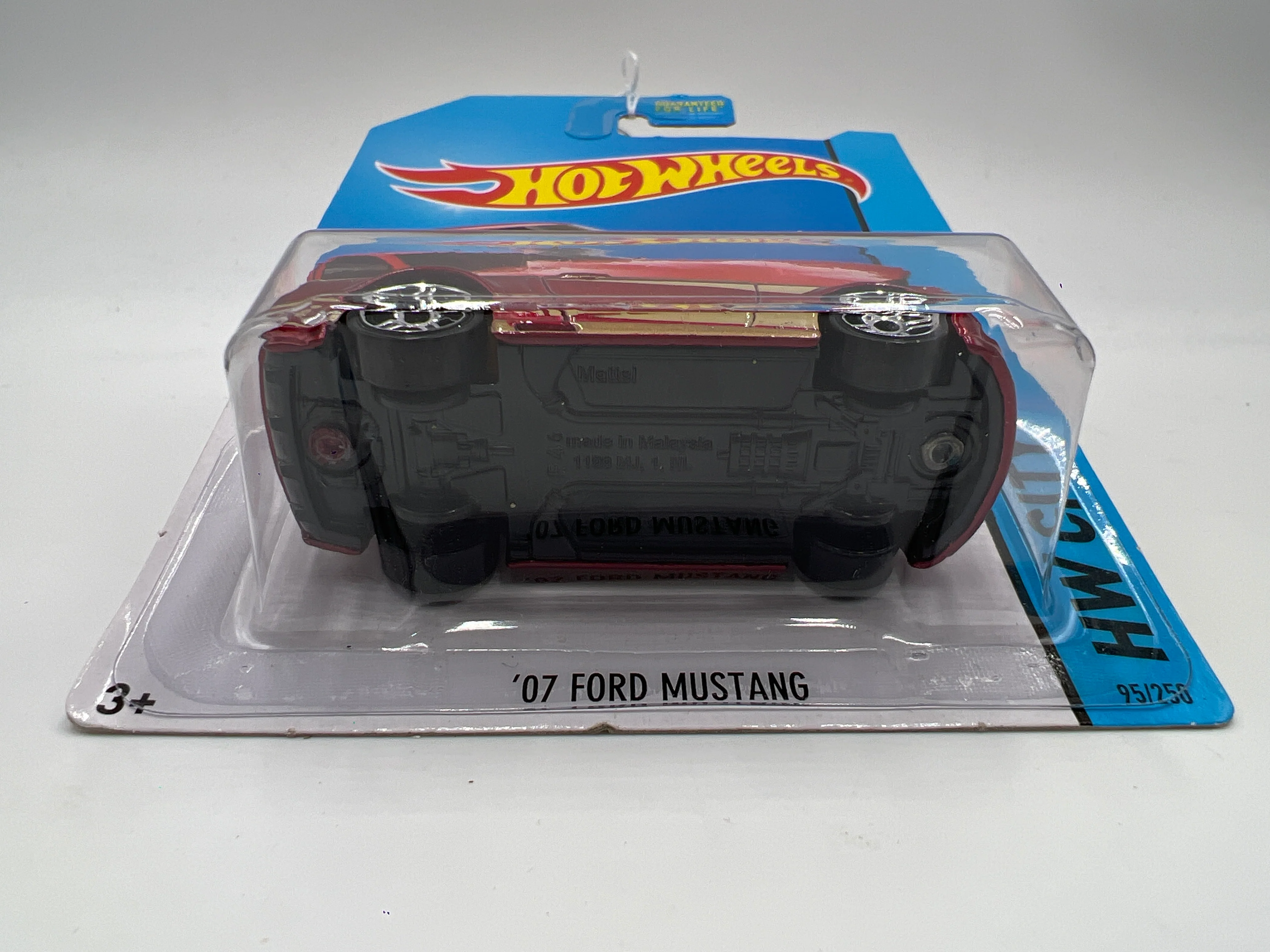2014 Hot Wheels City #95 07 Ford Mustang Red 26G - Image 6