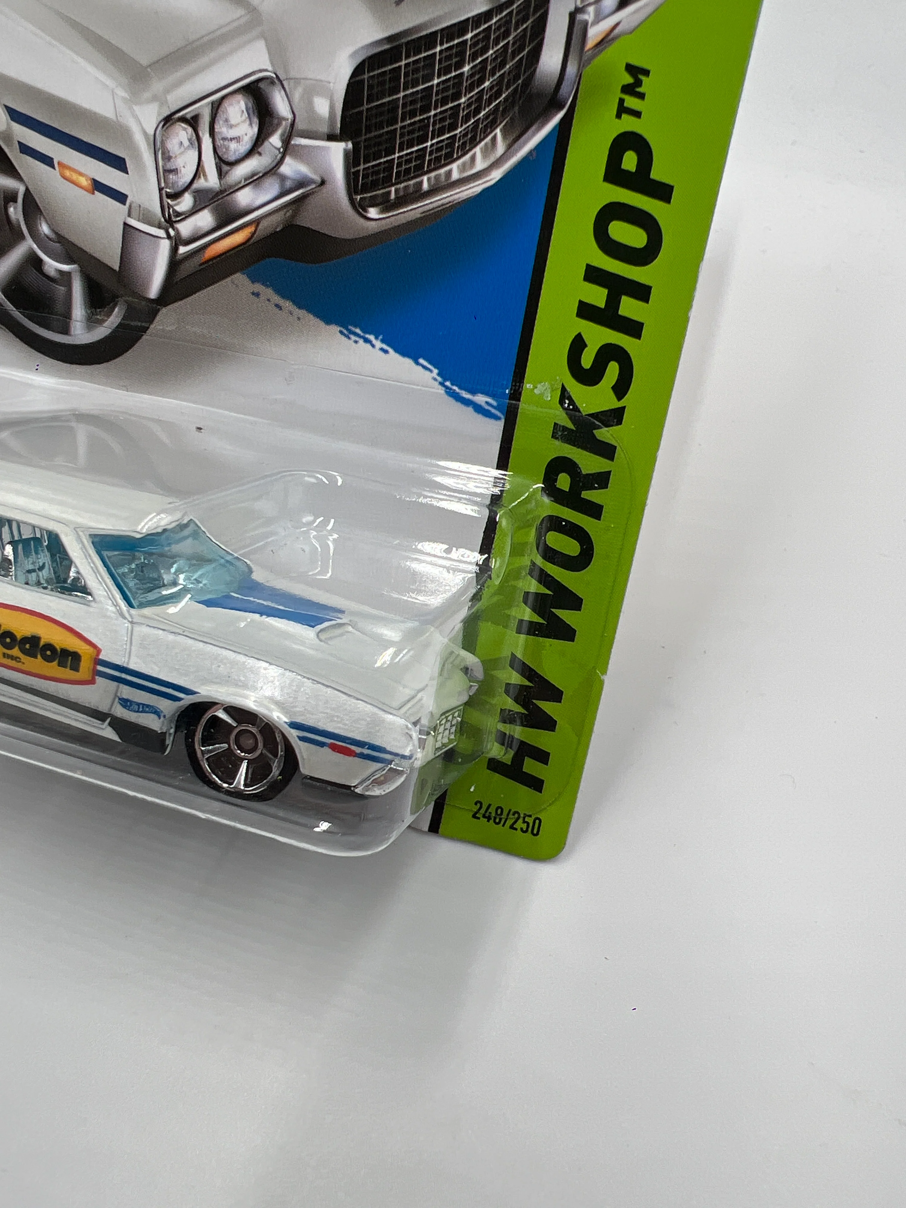 2014 Hot Wheels Workshop #248 72 Ford Gran Torino Sport Miloden White 33B - Image 4