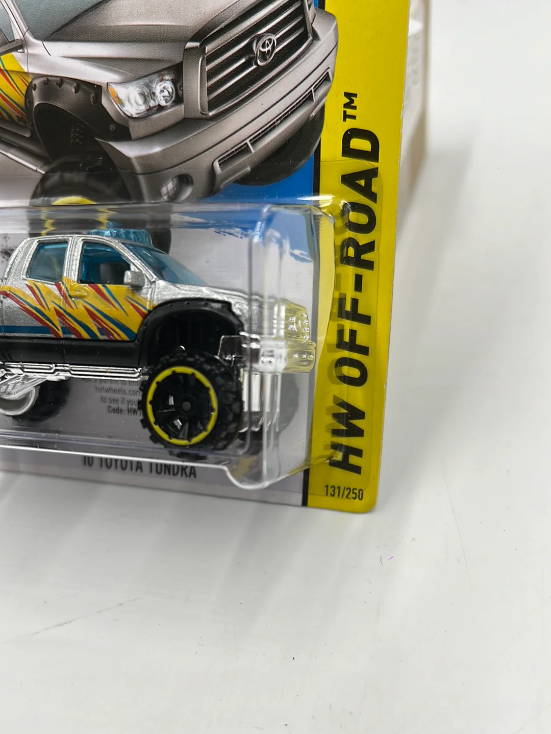2014 Hot Wheels #131 10 Toyota Tundra 94D - Image 4