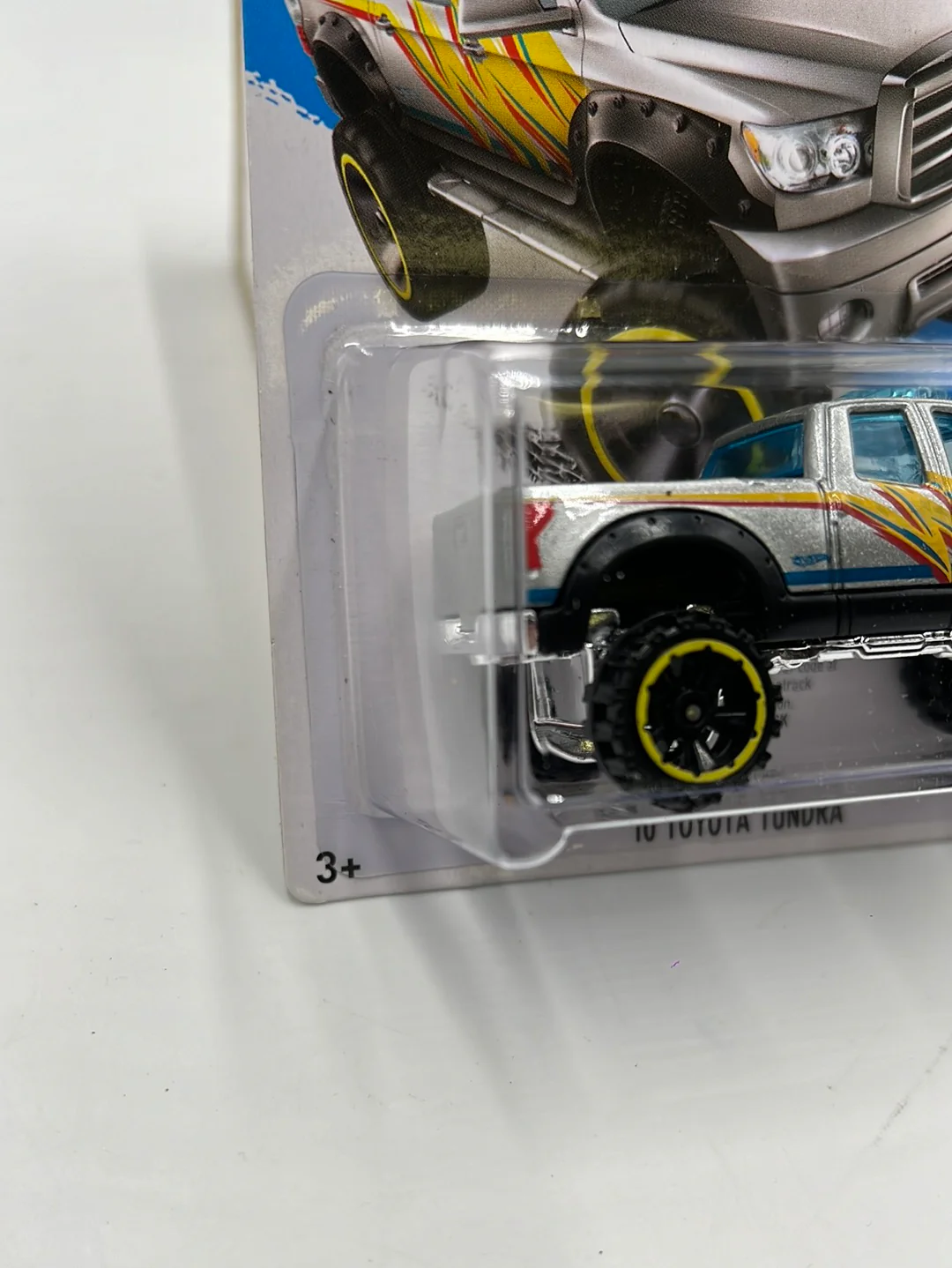 2014 Hot Wheels #131 10 Toyota Tundra 94D - Image 5