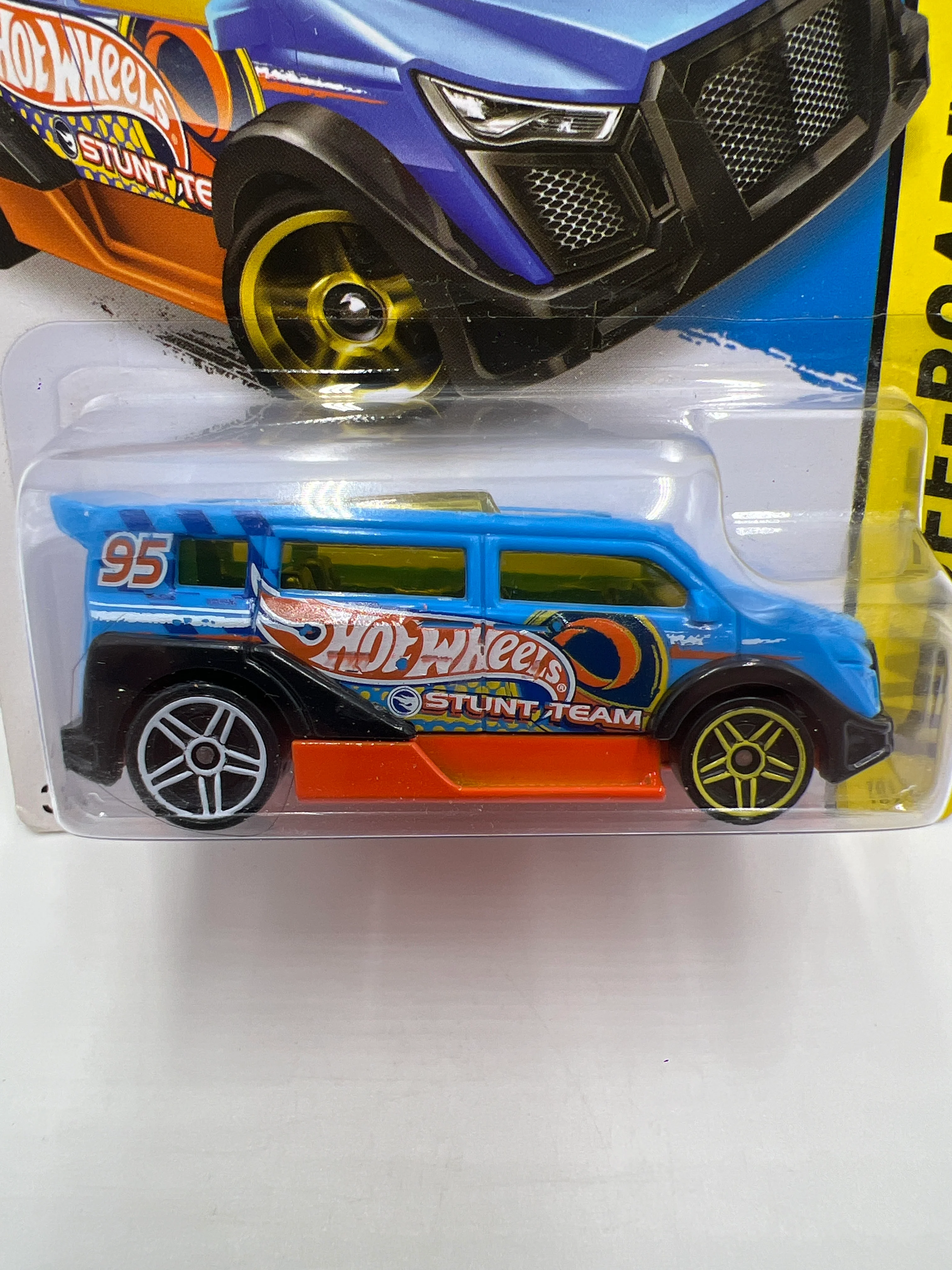 2014 Hot Wheels Treasure Hunt #101 Speedbox Blue 275D - Image 2