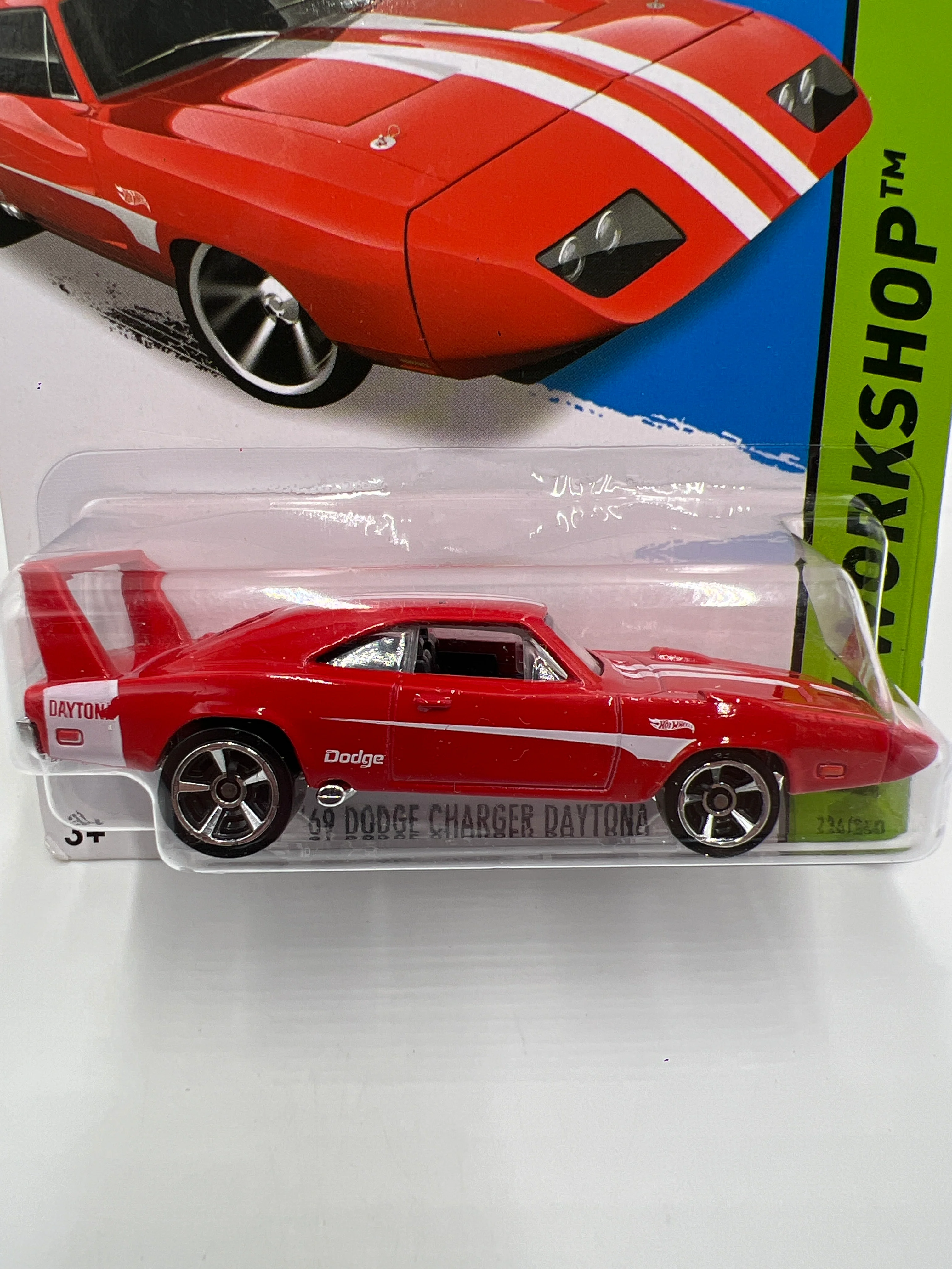 2014 Hot Wheels Workshop #234 69 Dodge Charger Daytona Red 54F - Image 2