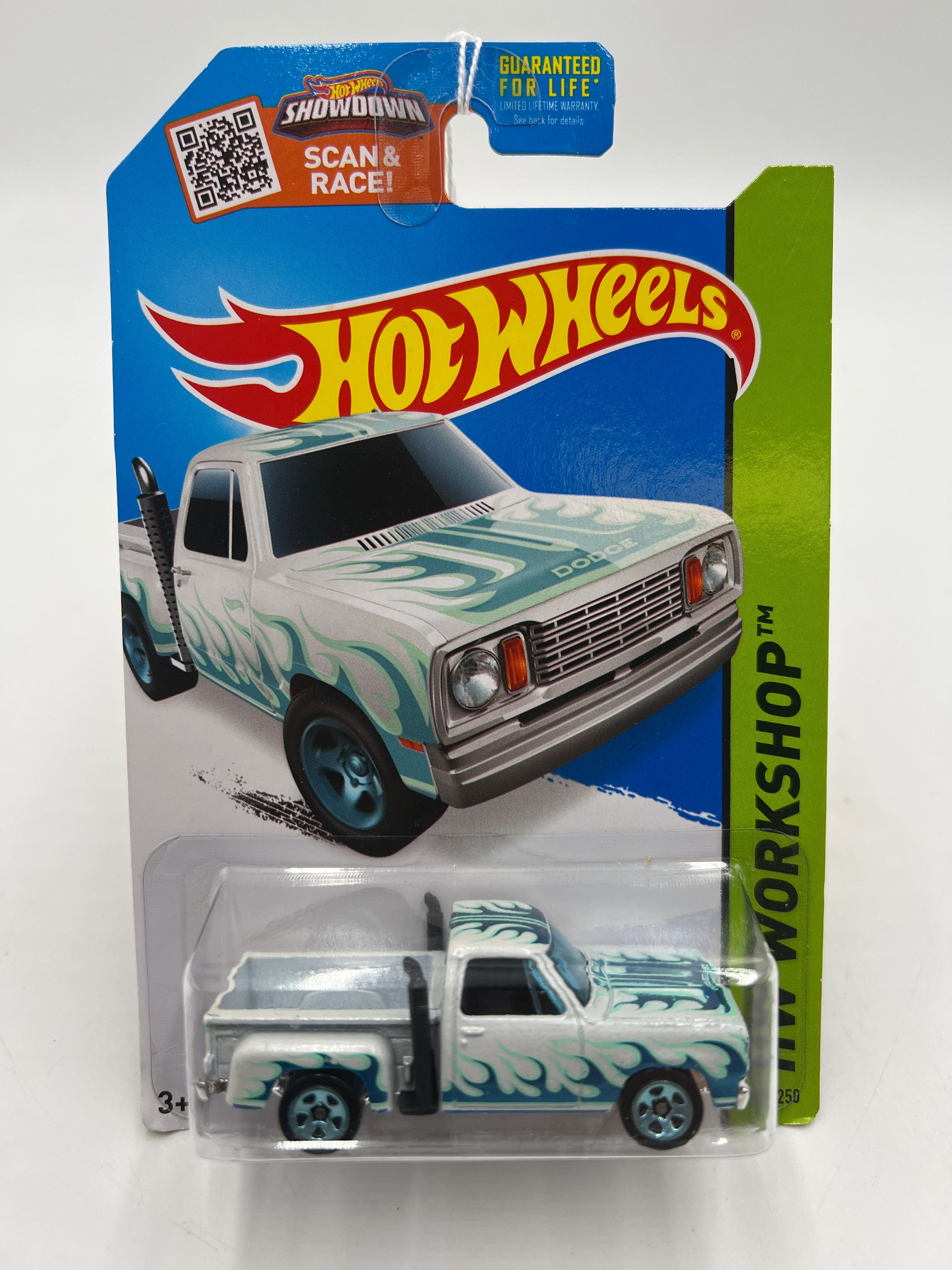2014 Hot Wheels Workshop #215 78 Dodge Lil Red Express Truck White 42C - Image 2