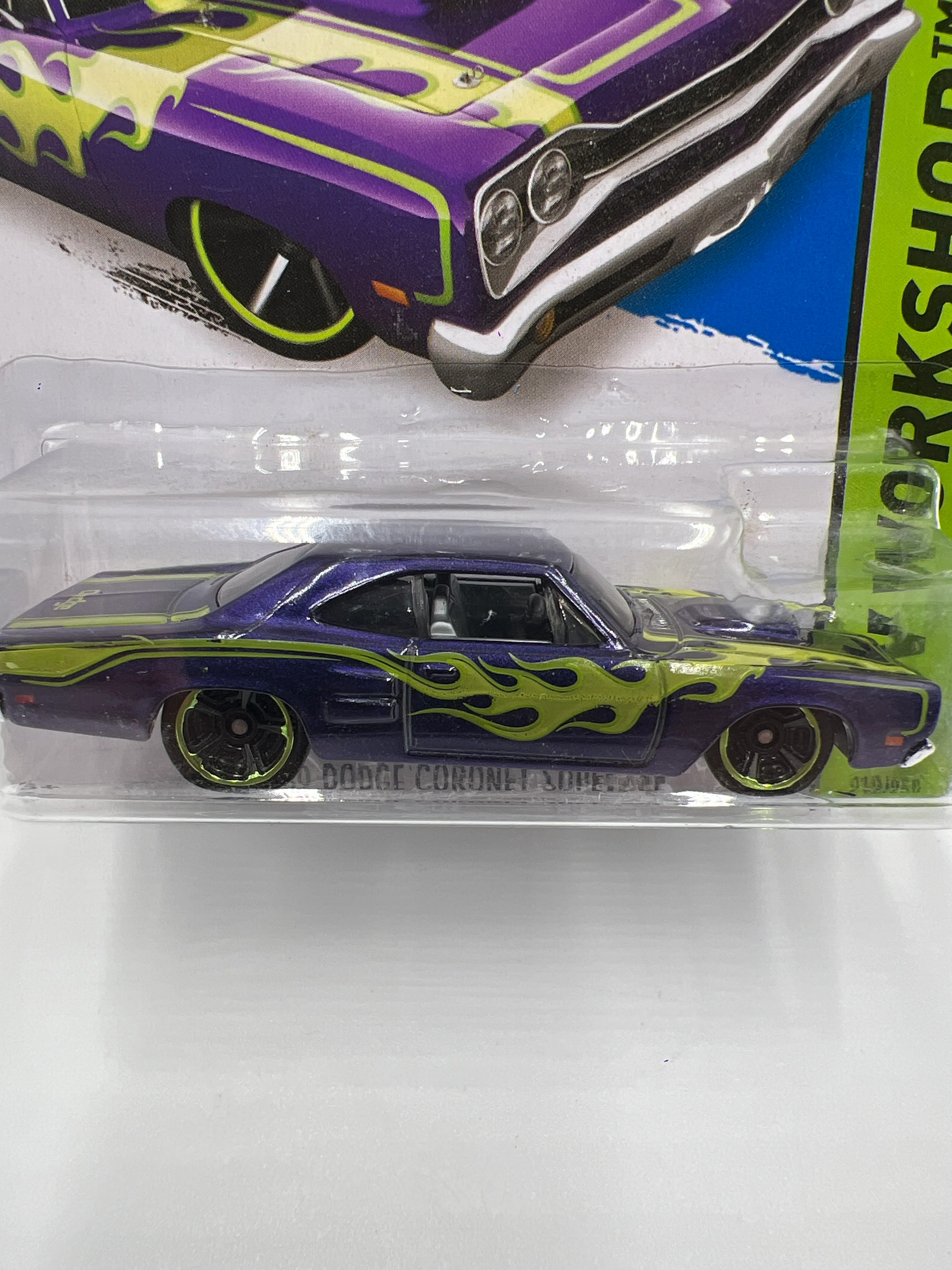 2014 Hot Wheels Workshop #212 69 Dodge Coronet Superbee Purple 59E - Image 3