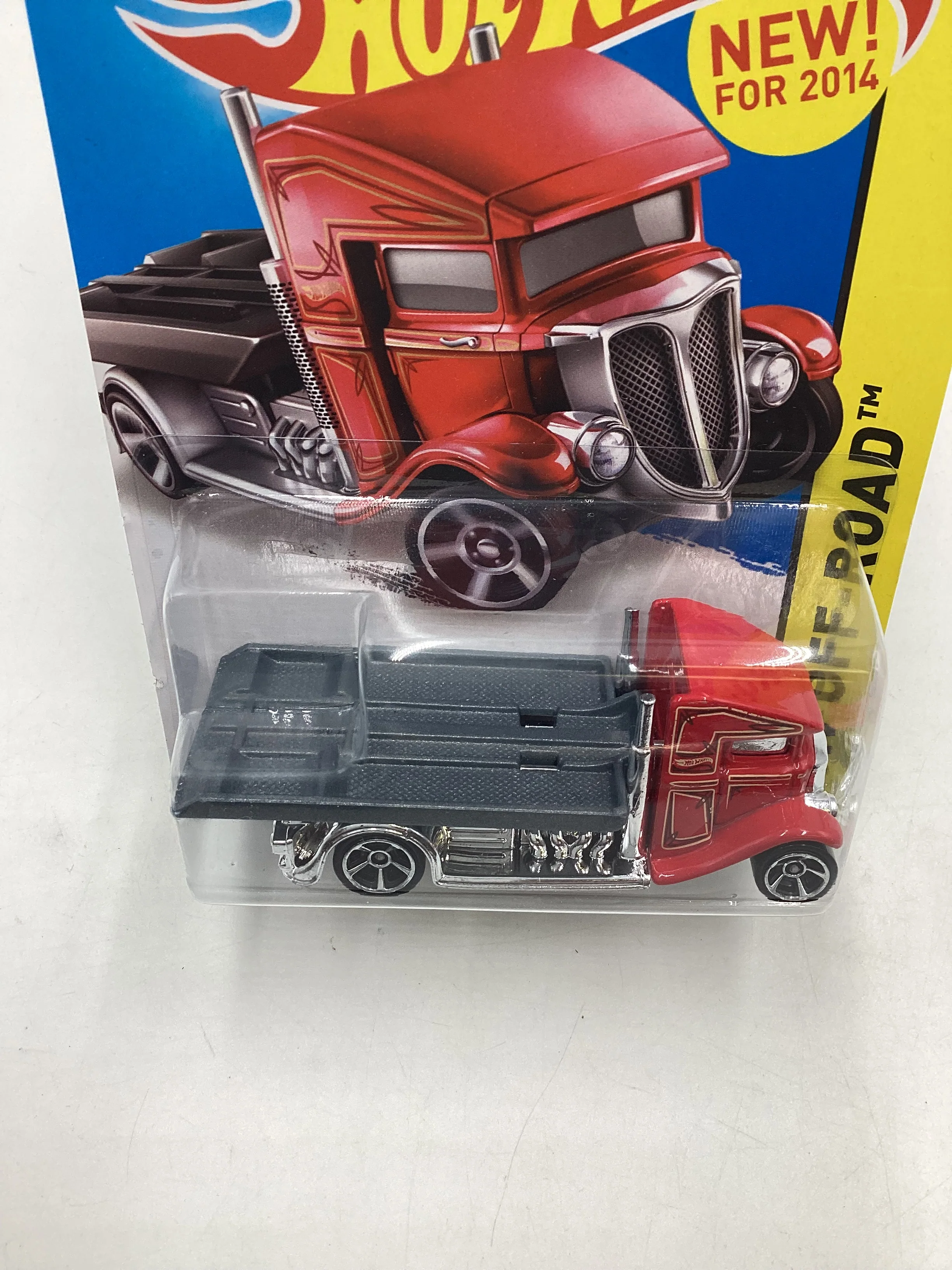 2014 HW Off-Road #105 Fast-Bed Hauler Red 54H - Image 6