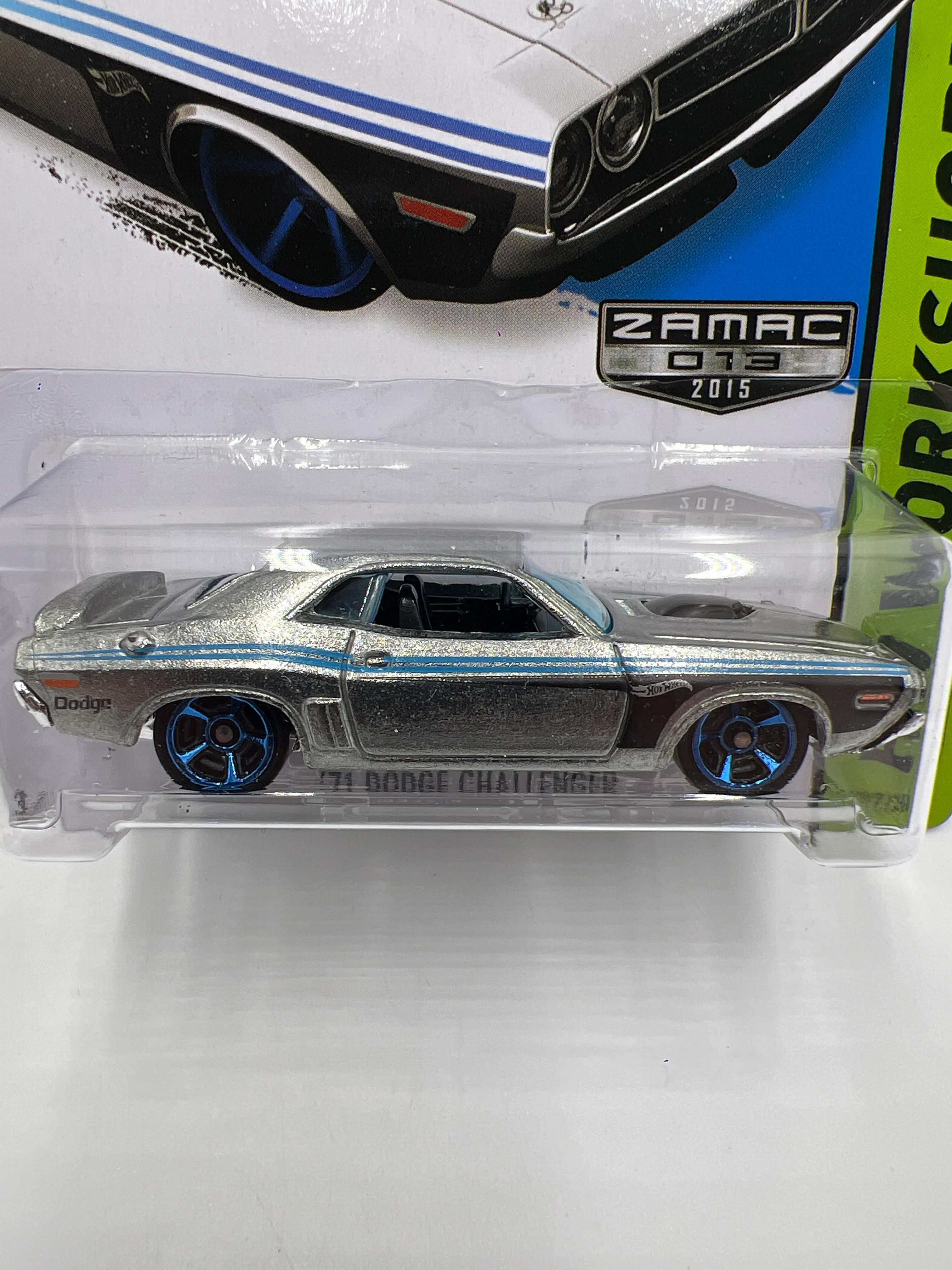 2015 Hot Wheels Walmart Exclusive Zamac 13 #227 71 Dodge Challenger 145G - Image 3