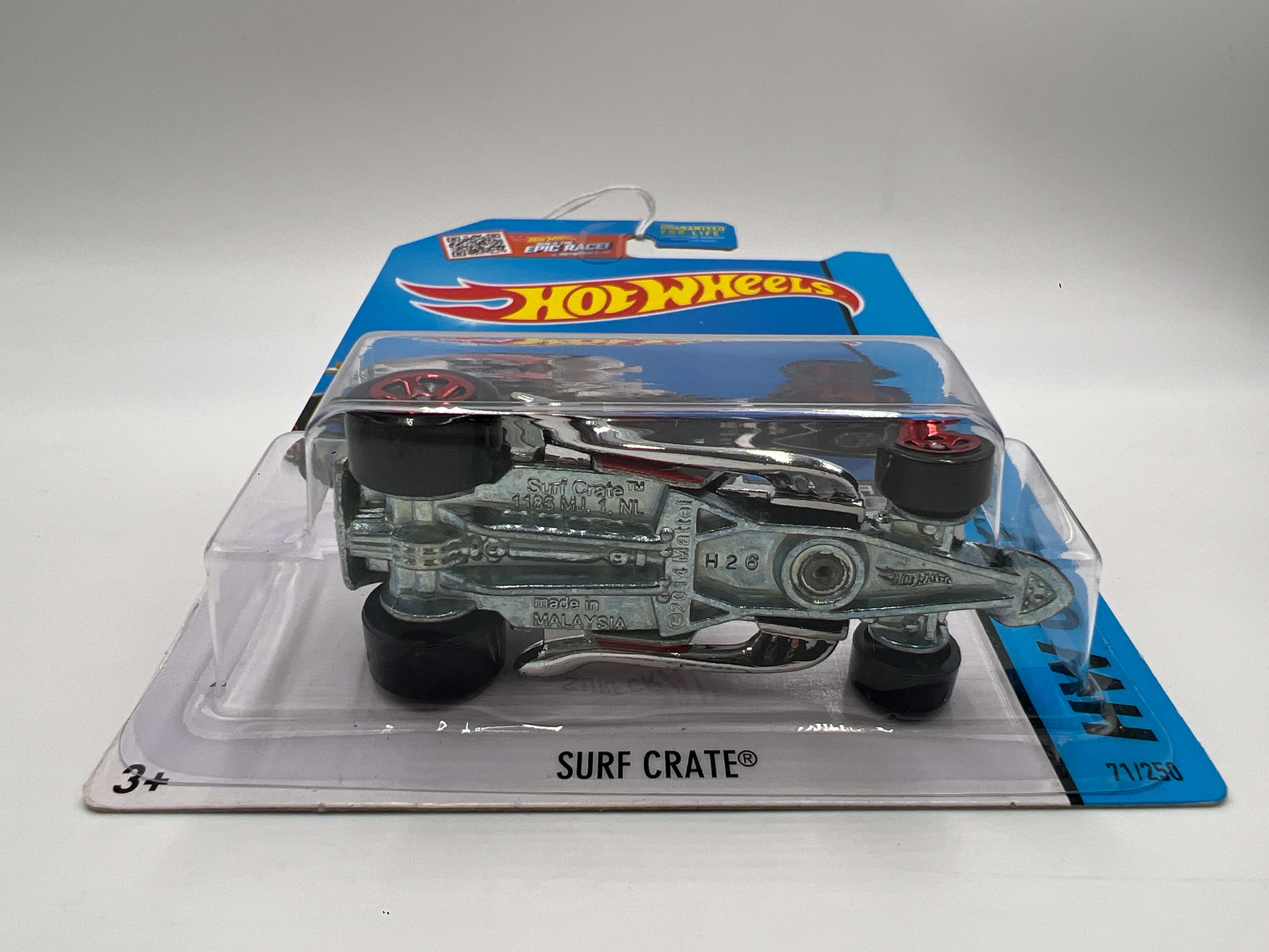 2015 Hot Wheels Walmart Exclusive Zamac 16 #71 Surf Crate 148C - Image 5