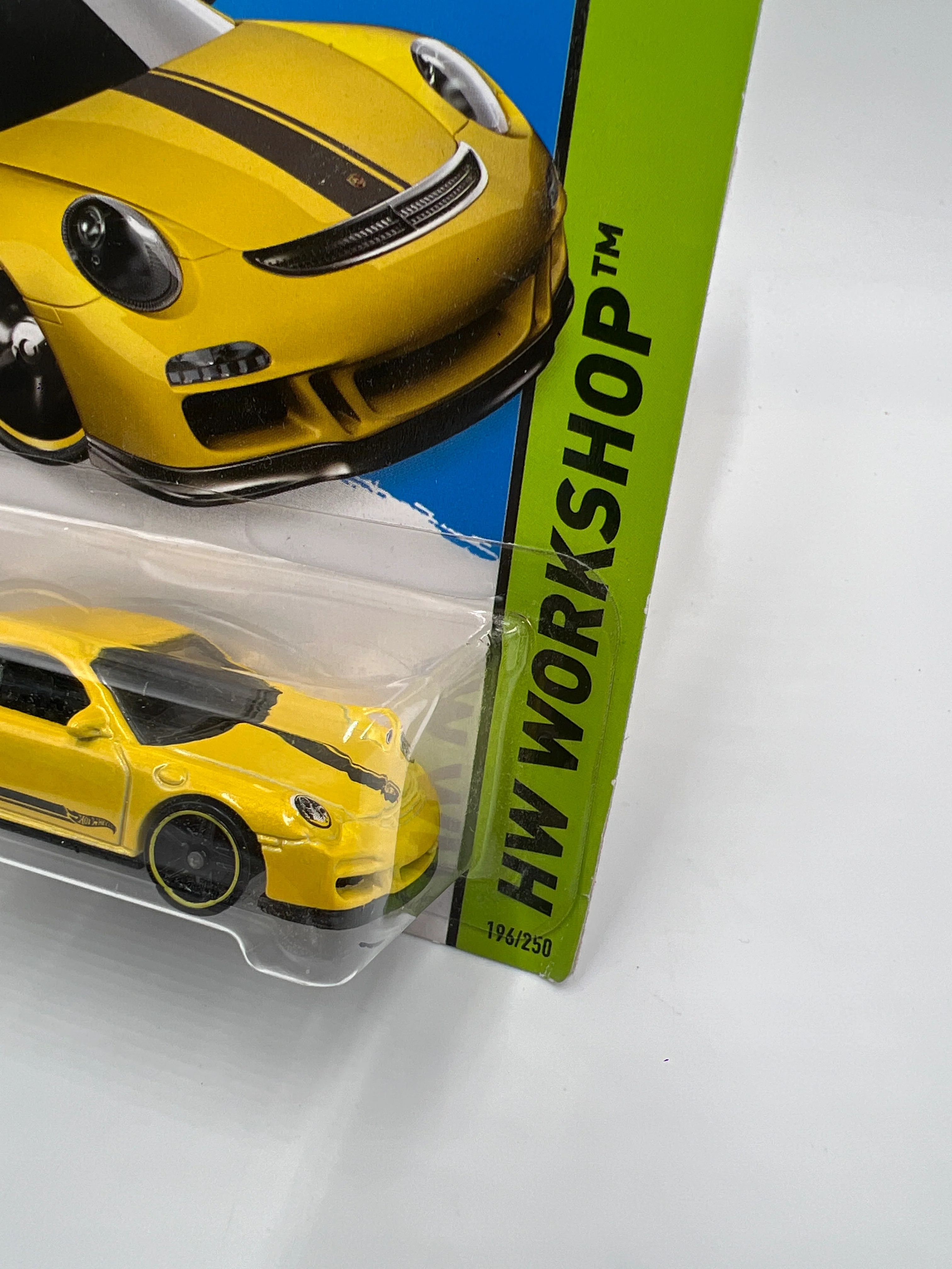 2015 Hot Wheels Workshop #196 Porsche 911 GT3 RS Yellow - Image 3