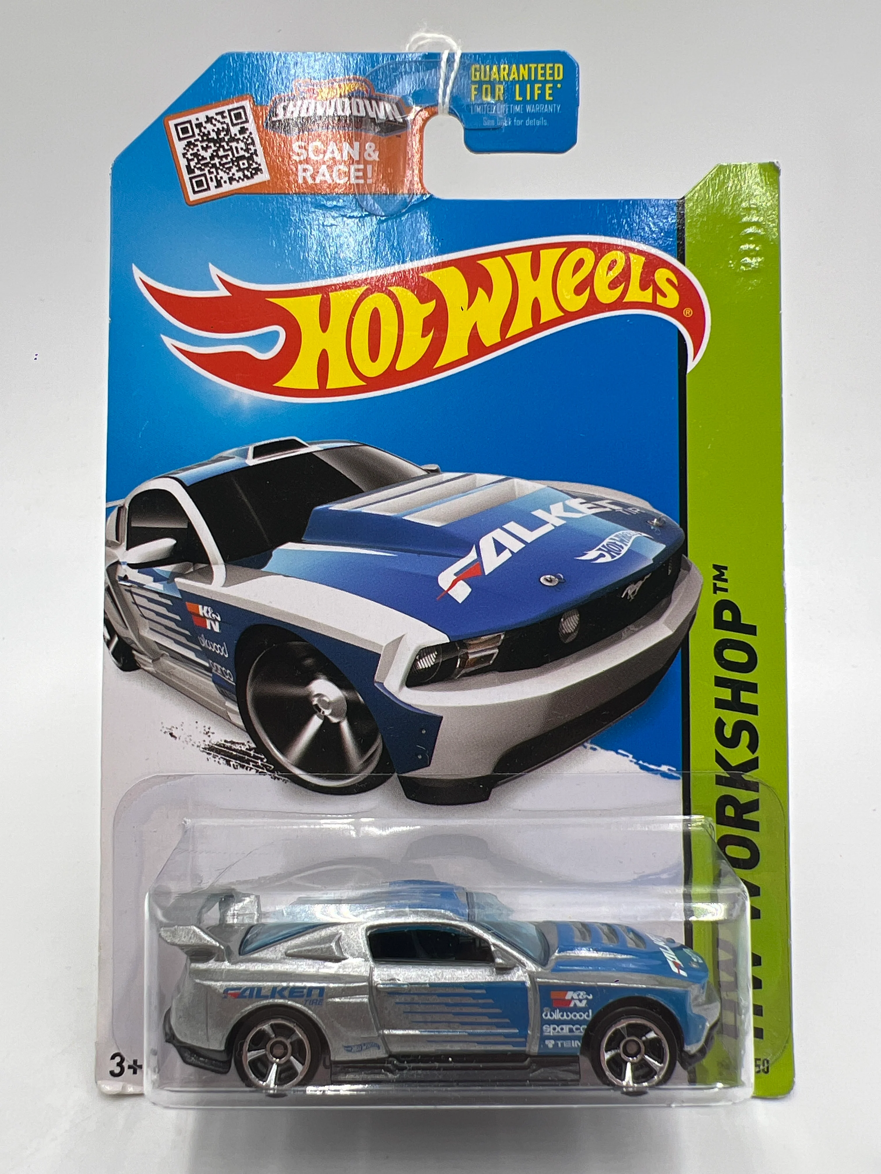 2015 Hot Wheels #240 Custom 12 Ford Mustang Falken Silver 22C