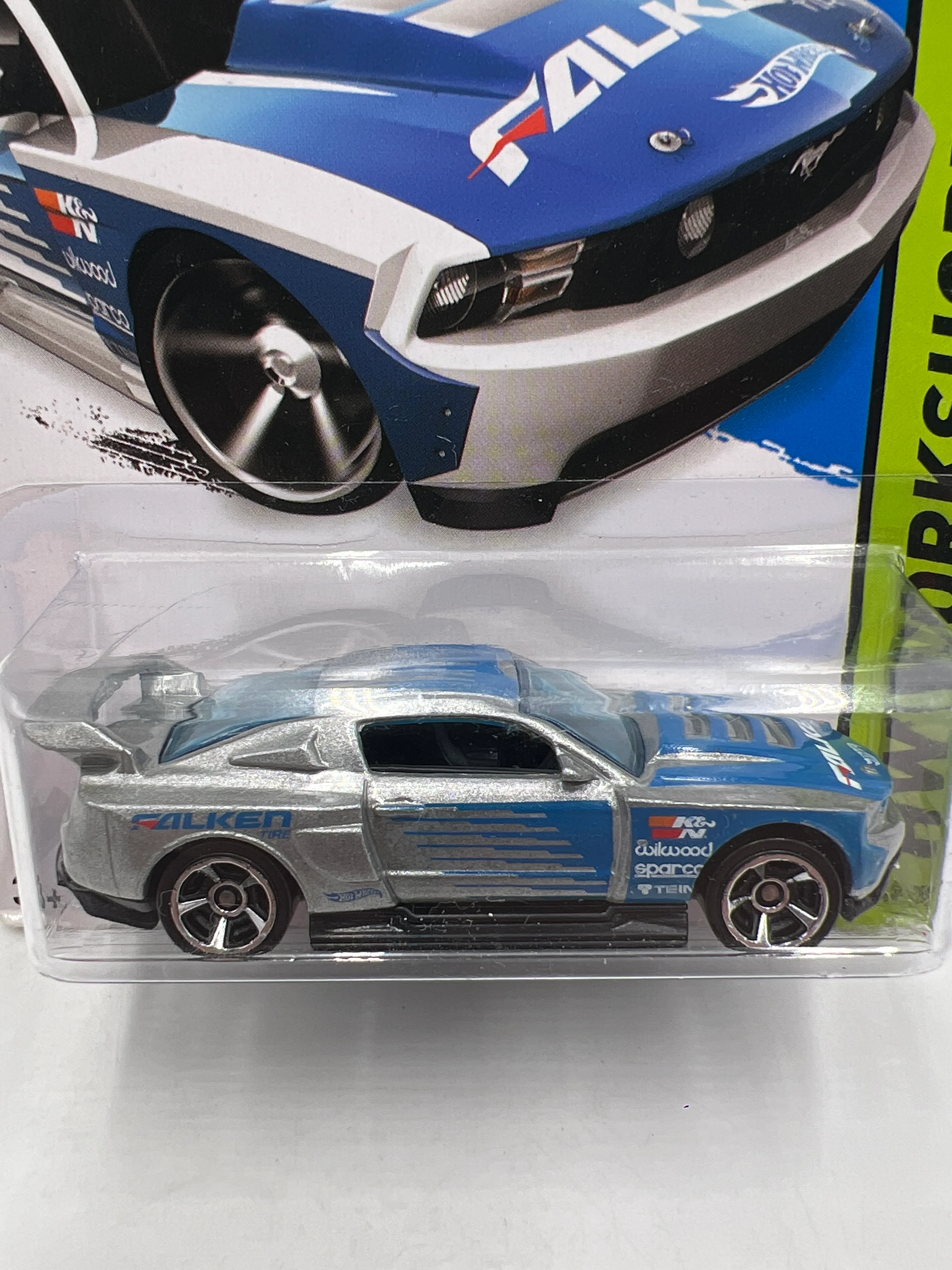 2015 Hot Wheels #240 Custom 12 Ford Mustang Falken Silver 22C - Image 2