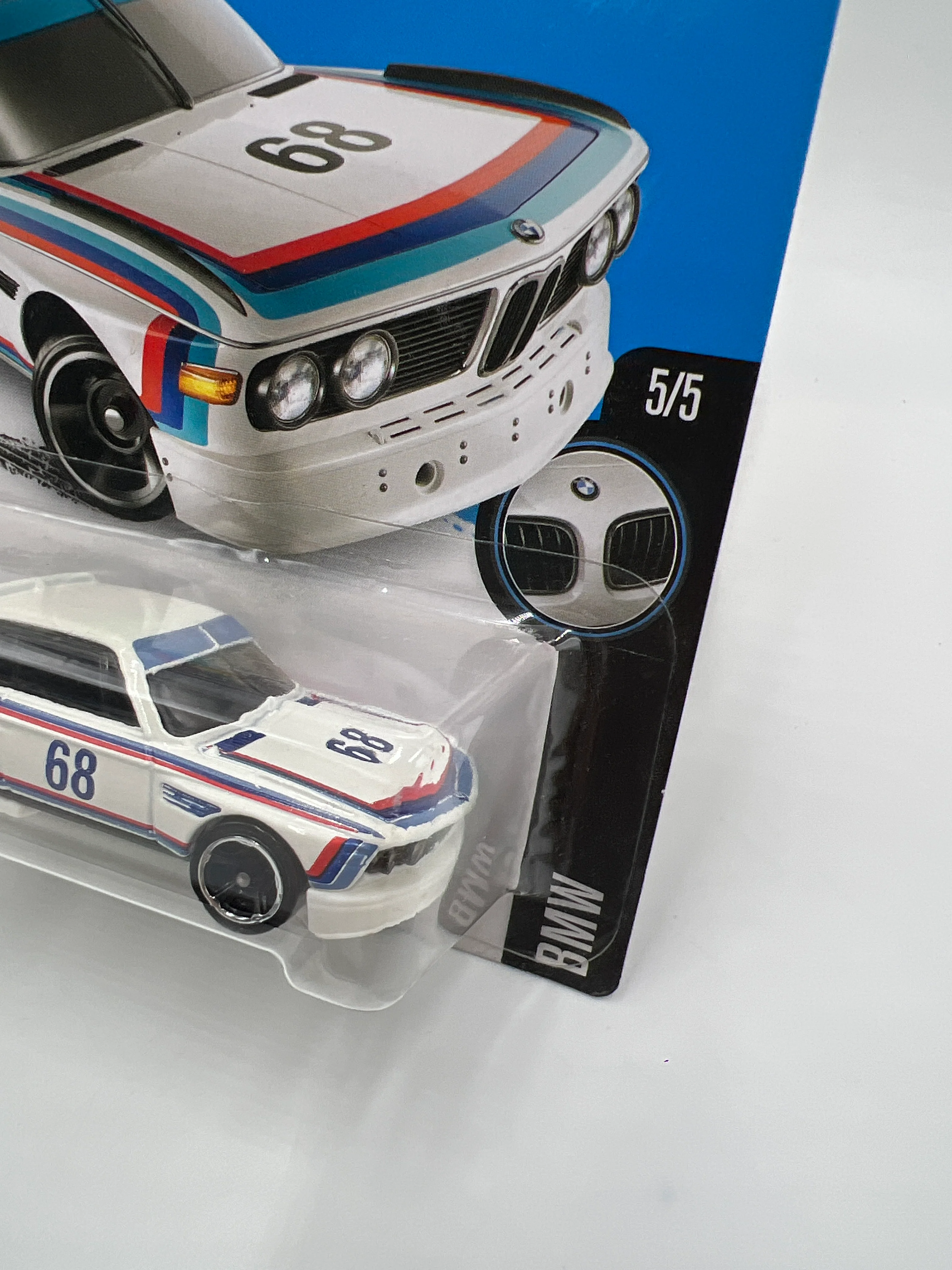2016 Hot Wheels BMW #190 73 BMW 3.0 CSL Race Car White 106C - Image 3
