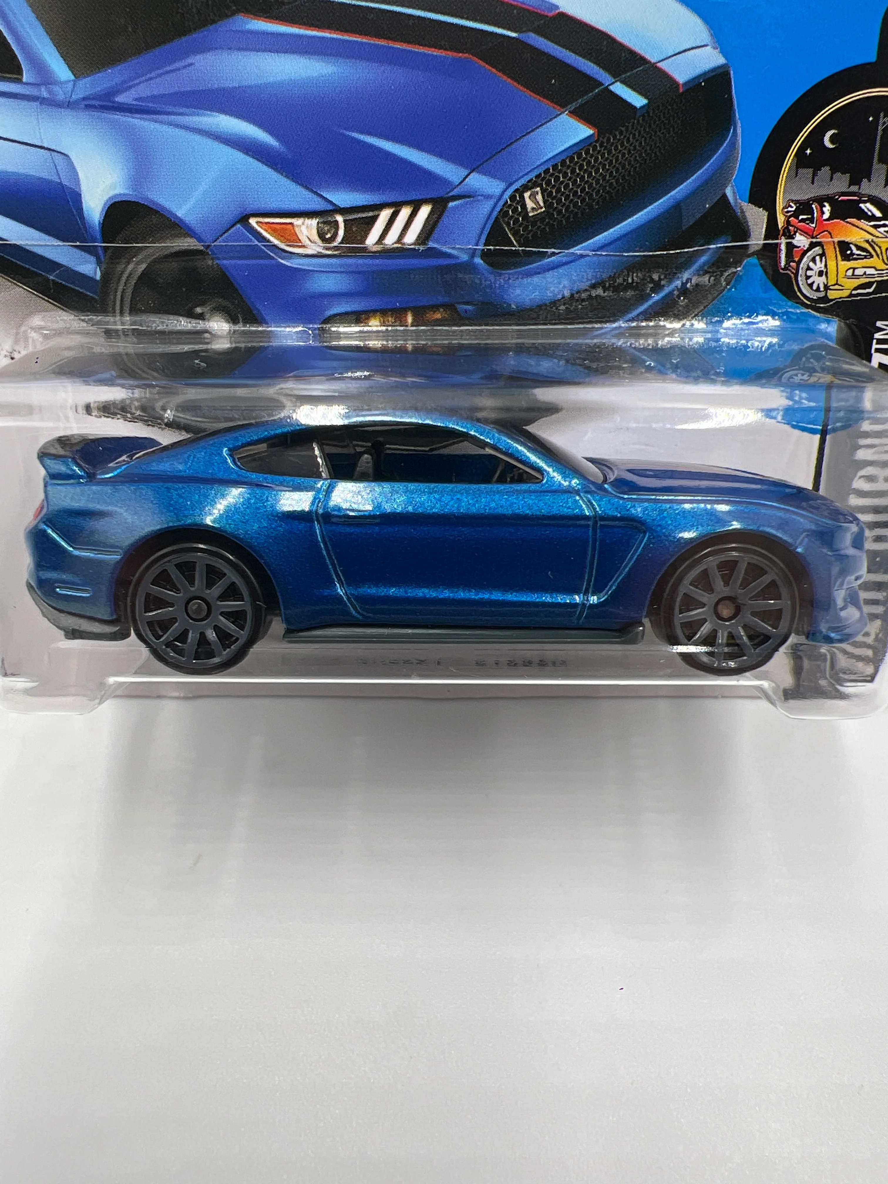 2016 Hot Wheels Night Burnerz #87 Ford Shelby GT350R Blue Short Card 19A - Image 3