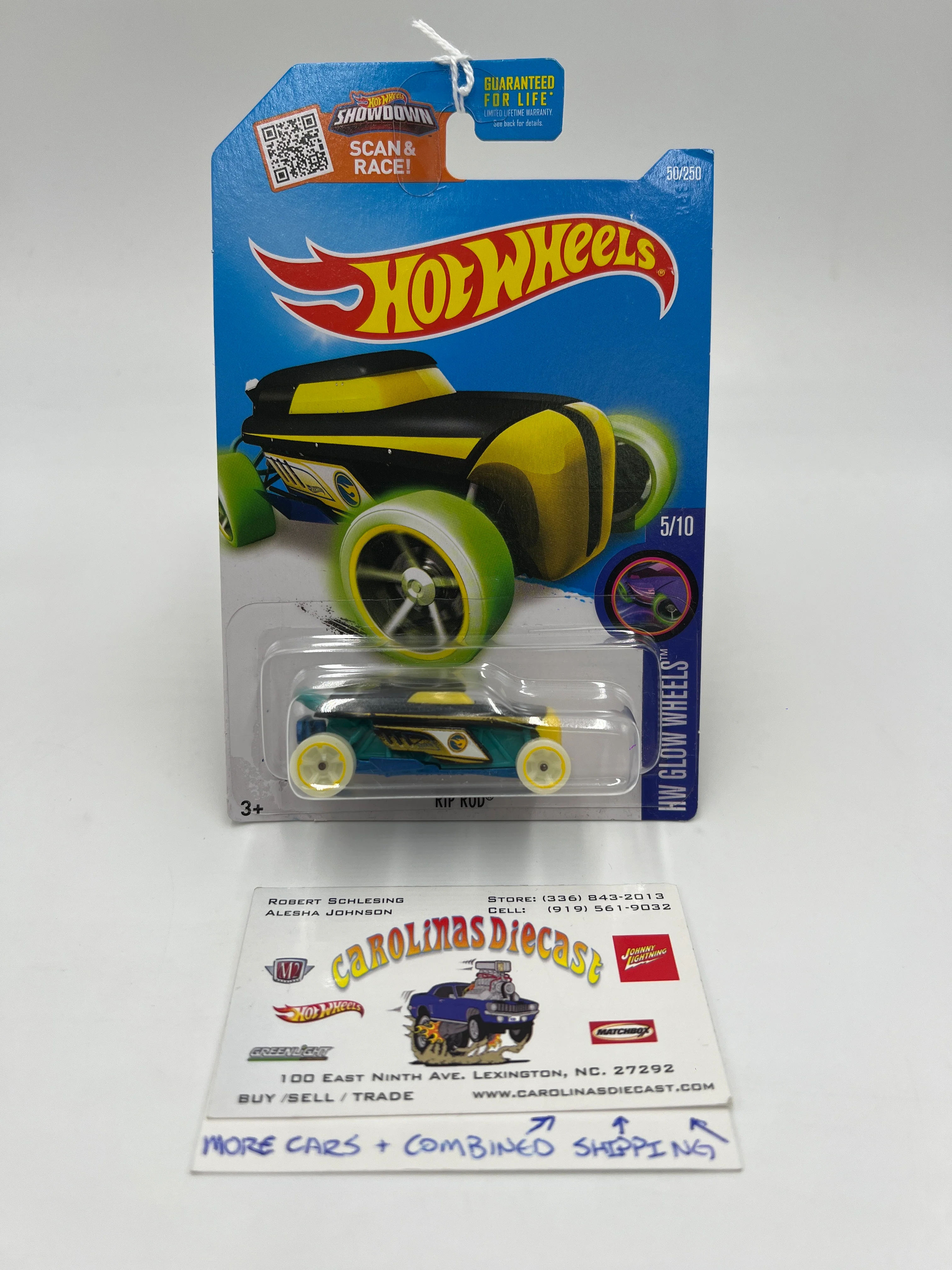 2016 Hot Wheels Glow Wheels Treasure Hunt #50 Rip Rod 274H