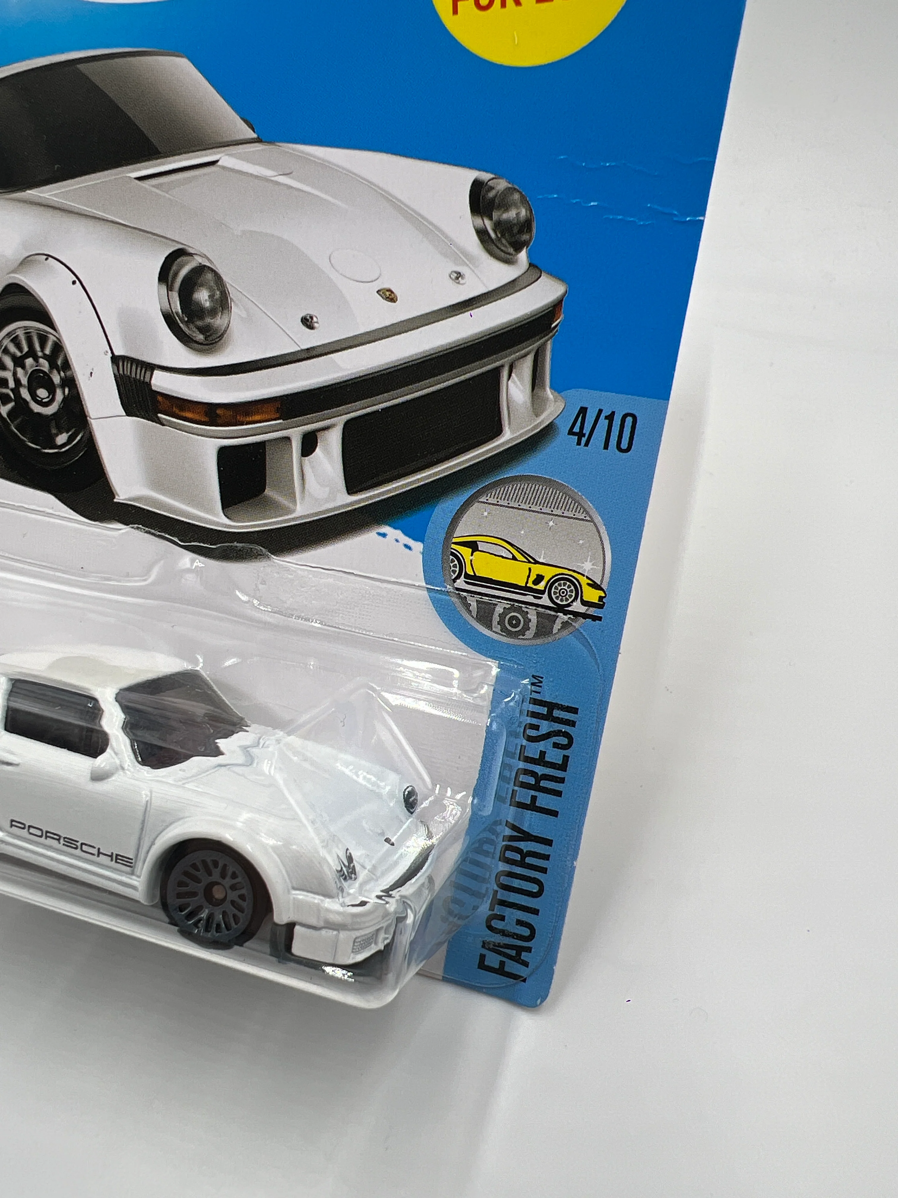 2017 Hot Wheels Factory Fresh #153 Porsche 934.5 White Card Not Perfect 100C - Image 5