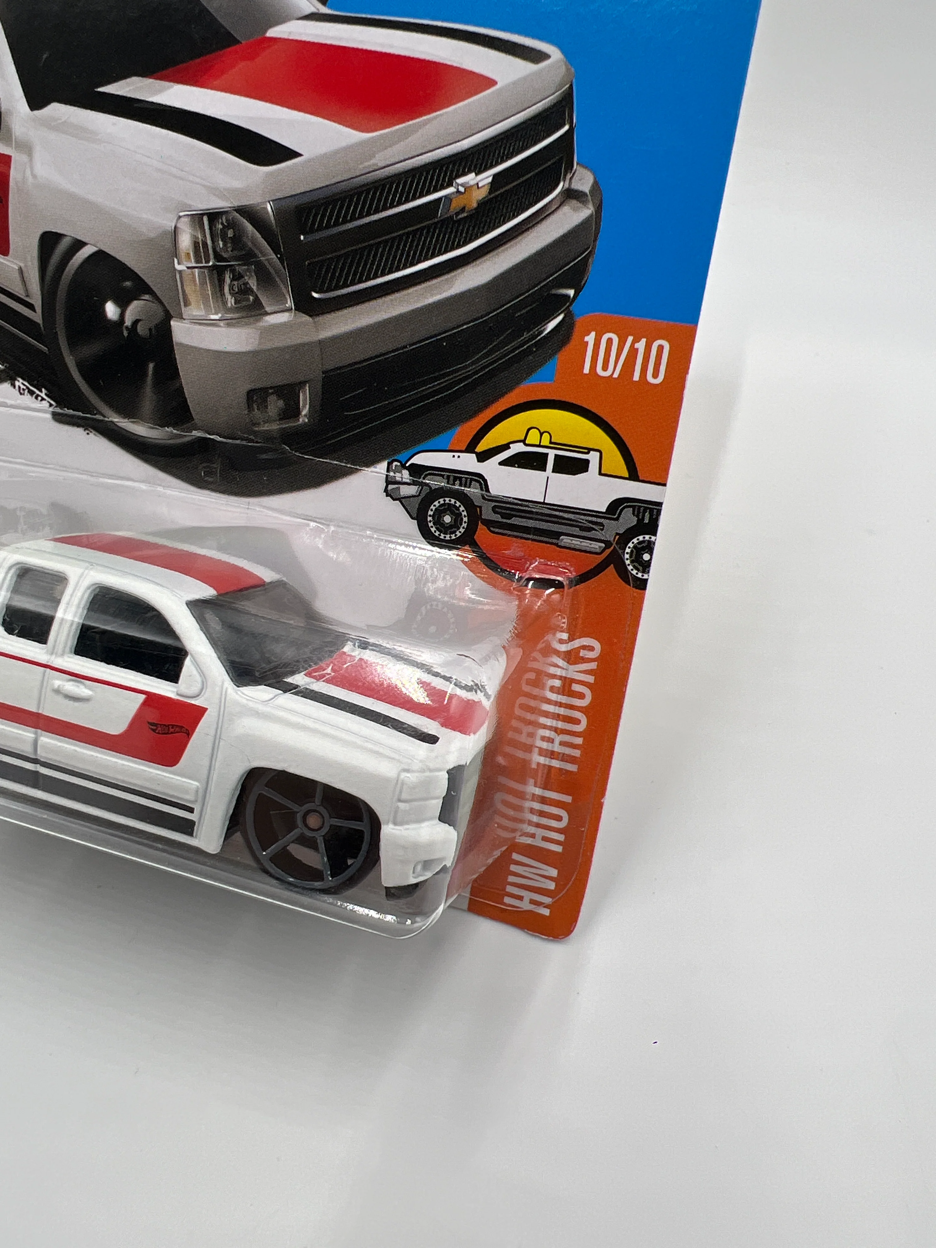 2017 Hot Wheels Hot Trucks #60 Chevy Silverado White #2 15A - Image 3