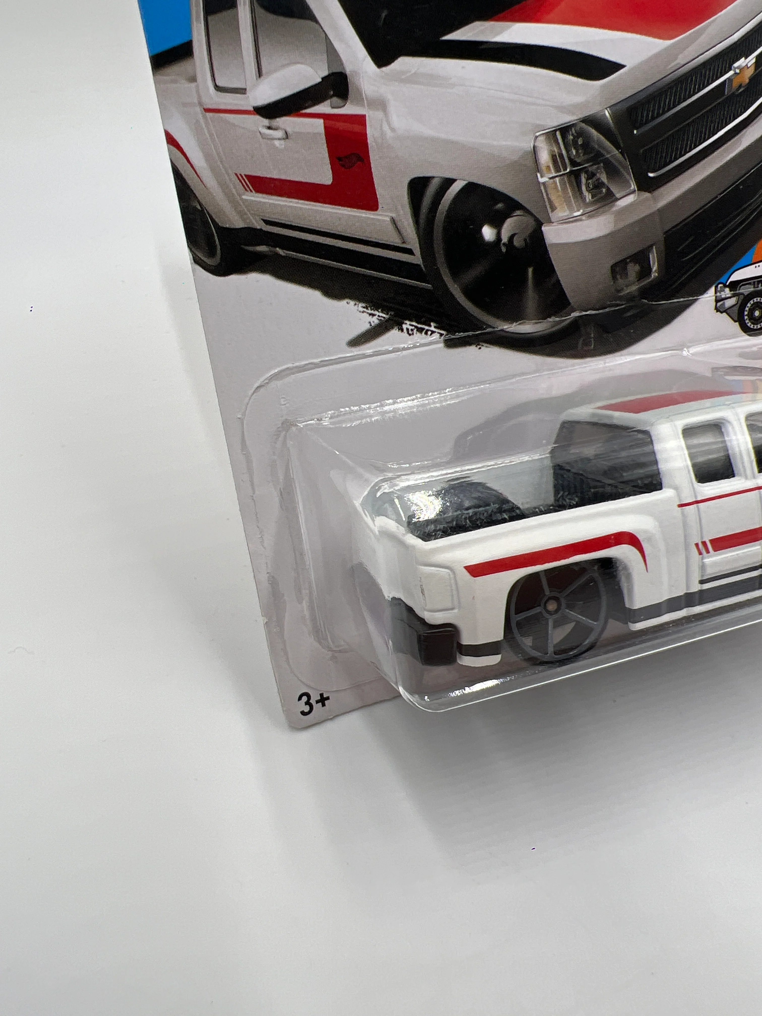 2017 Hot Wheels Hot Trucks #60 Chevy Silverado White #2 15A - Image 4