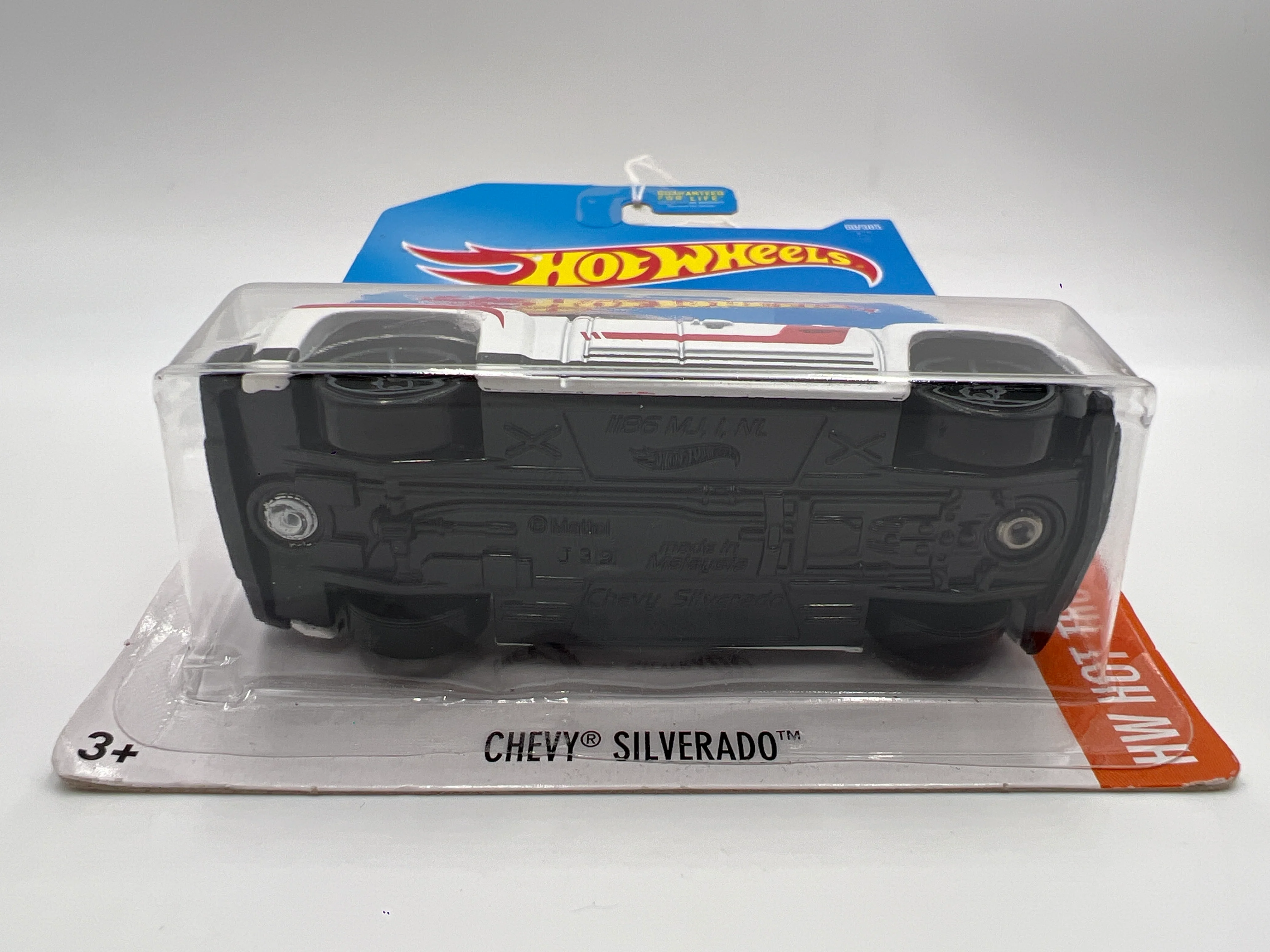 2017 Hot Wheels Hot Trucks #60 Chevy Silverado White #2 15A - Image 5
