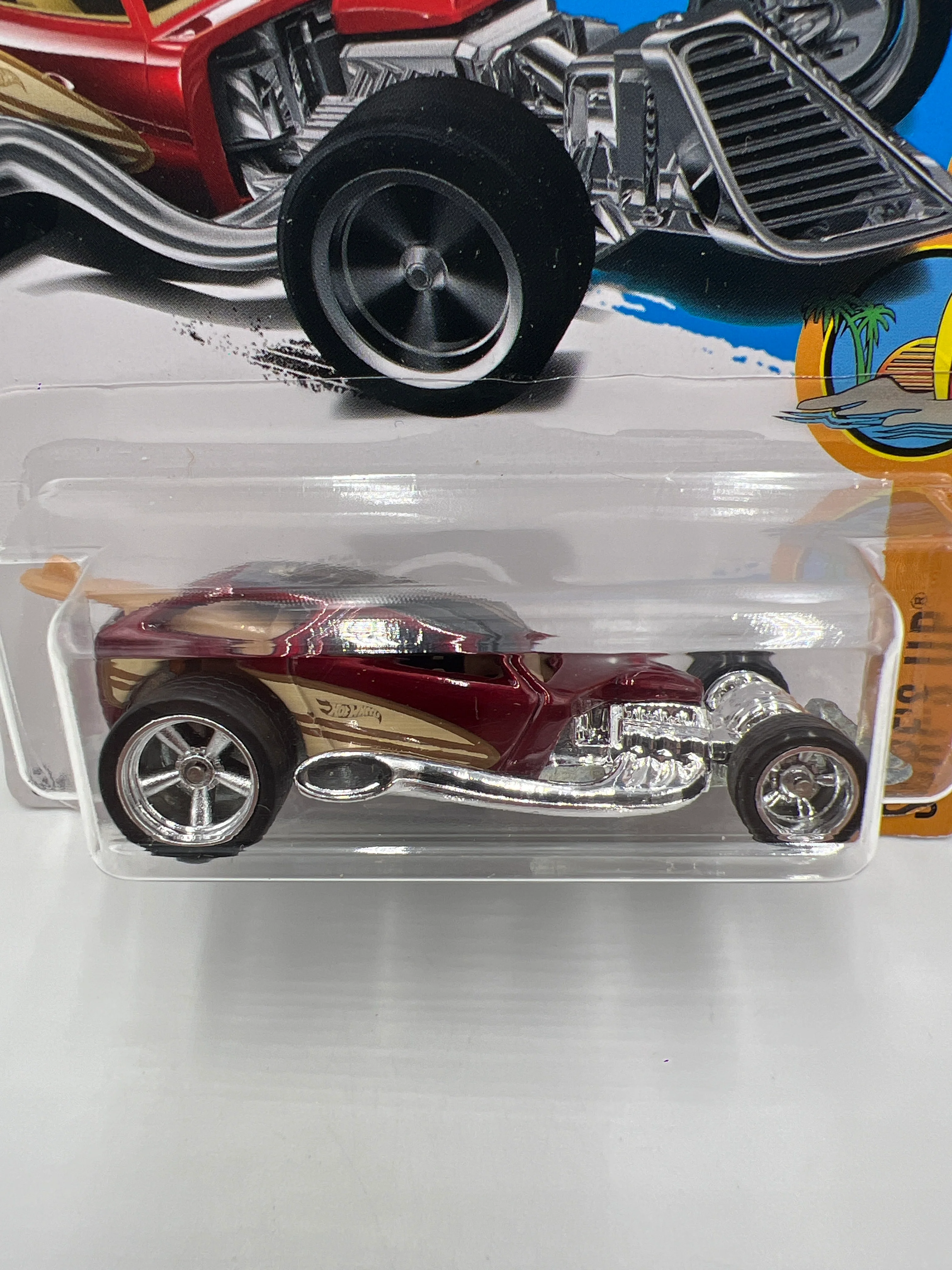 2017 Hot Wheels Super Treasure Hunt Surf Crate Red W/Protector - Image 3