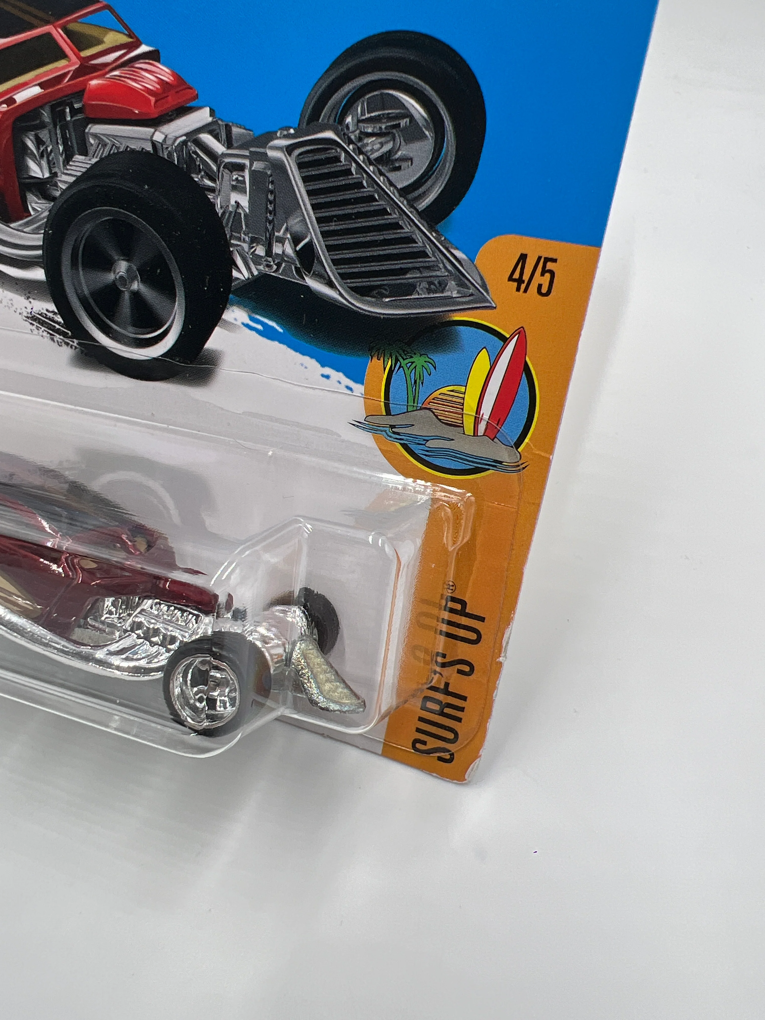 2017 Hot Wheels Super Treasure Hunt Surf Crate Red W/Protector - Image 4