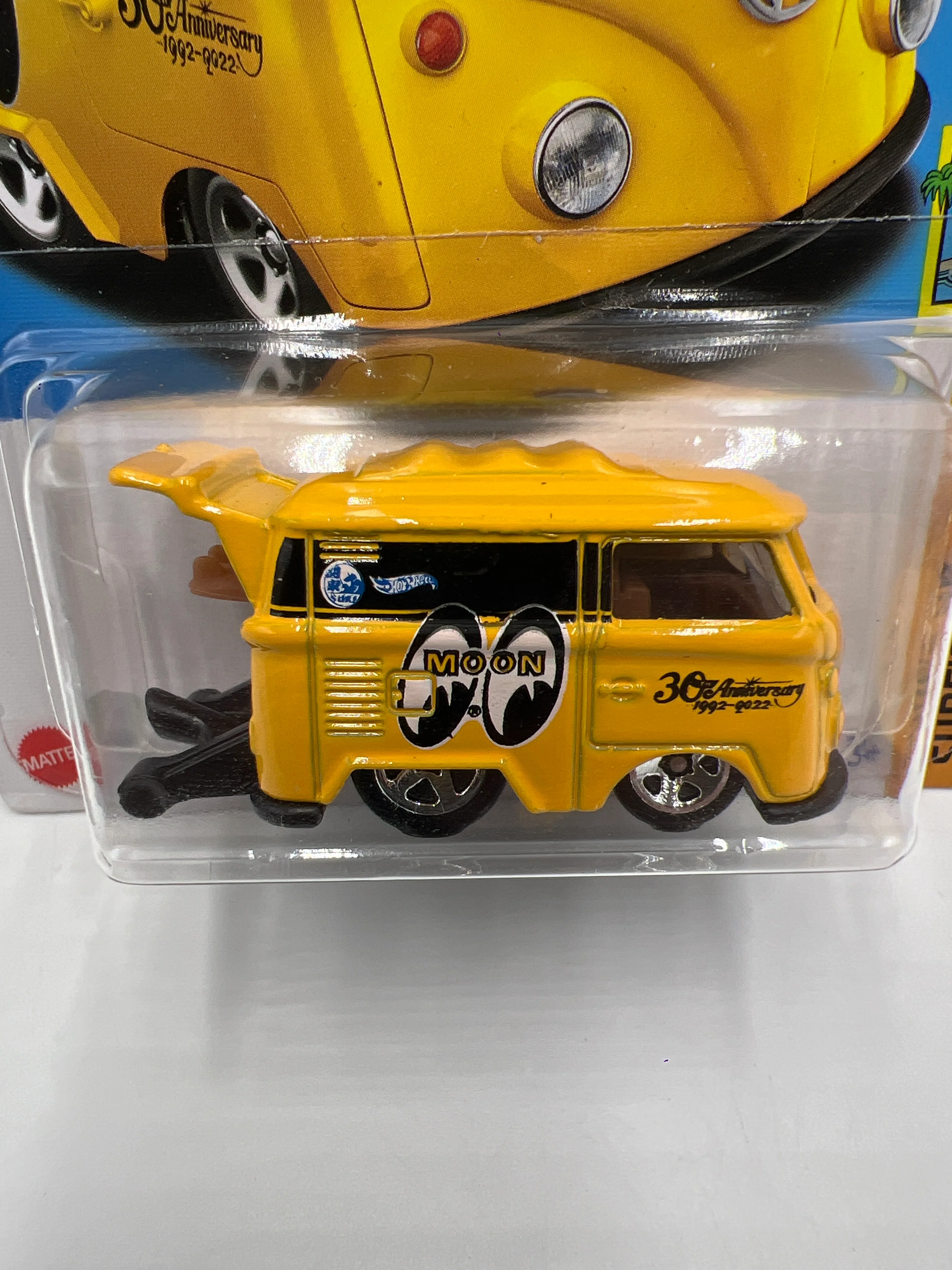 2023 Hot Wheels Surfs Up #49 Kool Kombi Yellow Mooneyes 96H - Image 2