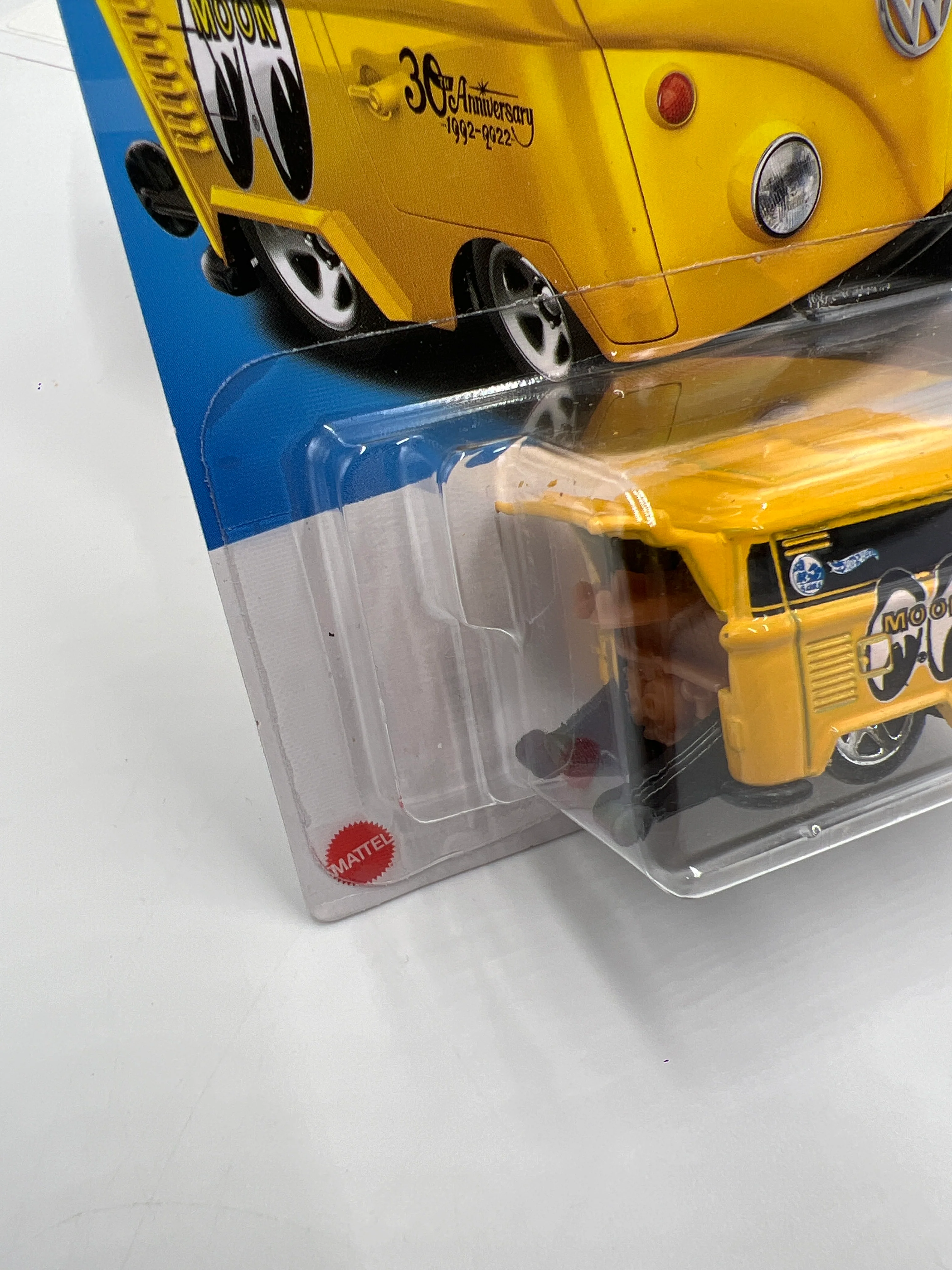 2023 Hot Wheels Surfs Up #49 Kool Kombi Yellow Mooneyes 96H - Image 4