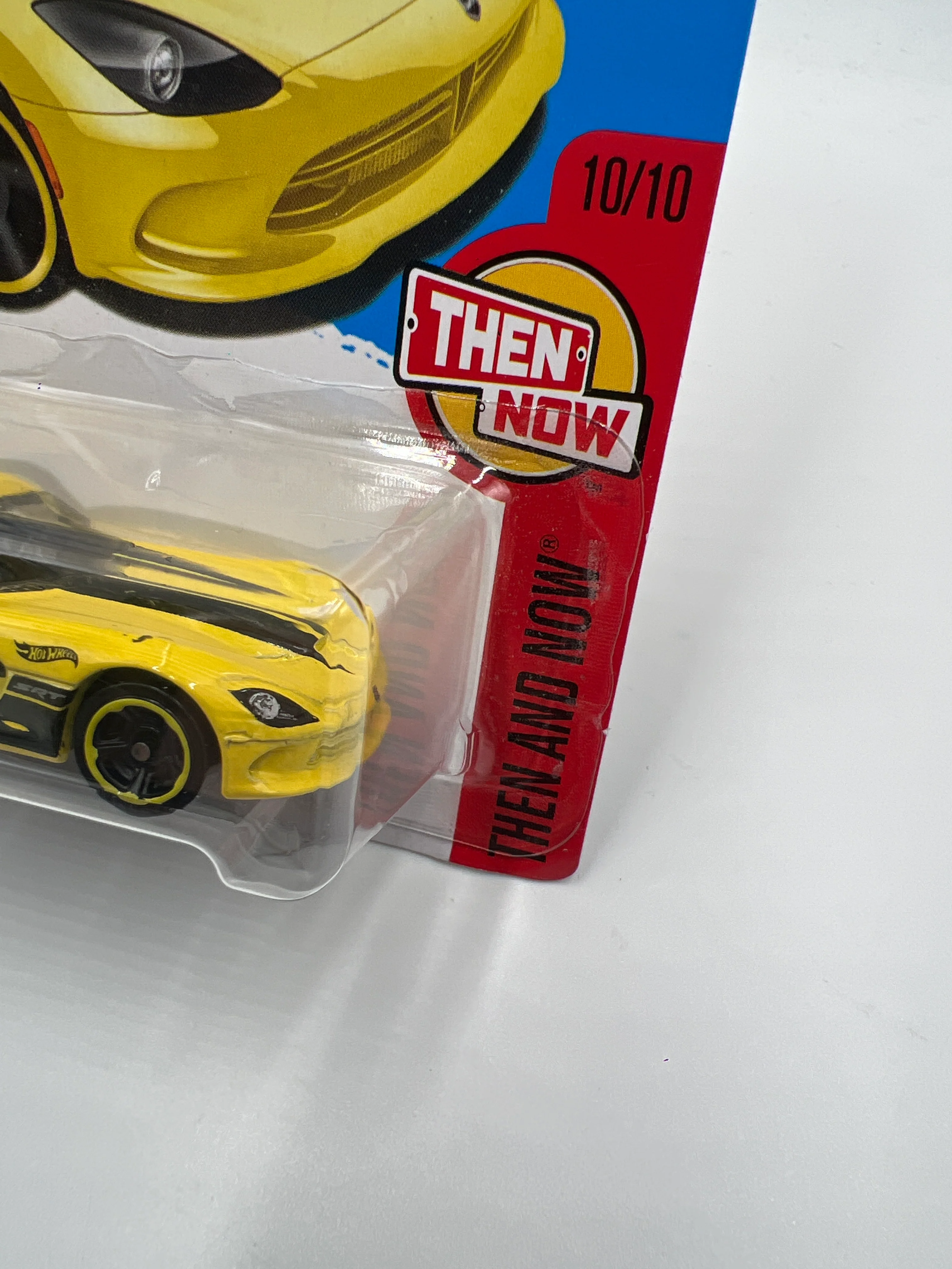 2017 Hot Wheels Then And Now #199 2013 SRT Viper Yellow 50B - Image 4
