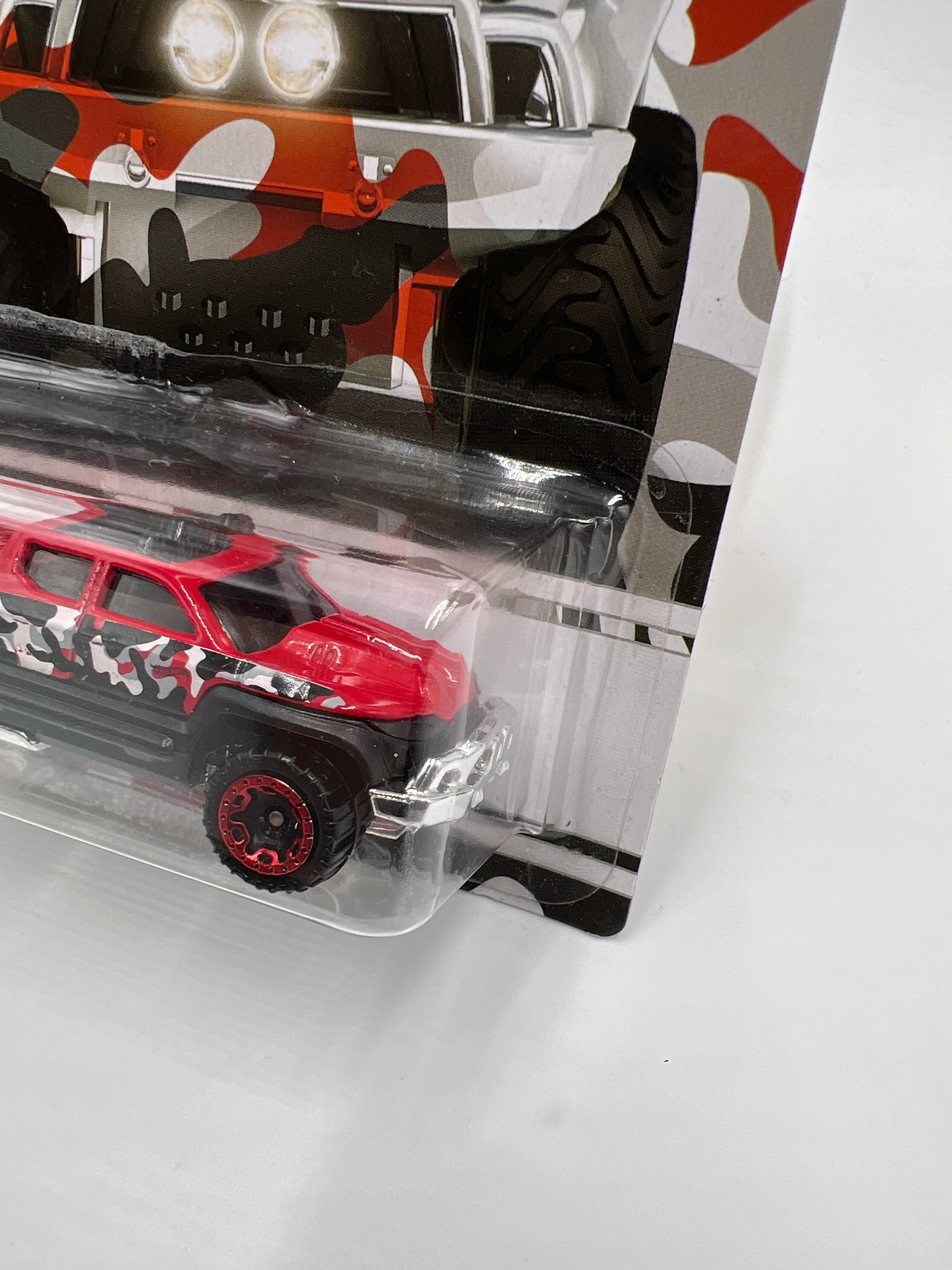 Hot Wheels Walmart Camouflage Series #8 Off-Duty Red 161E - Image 3