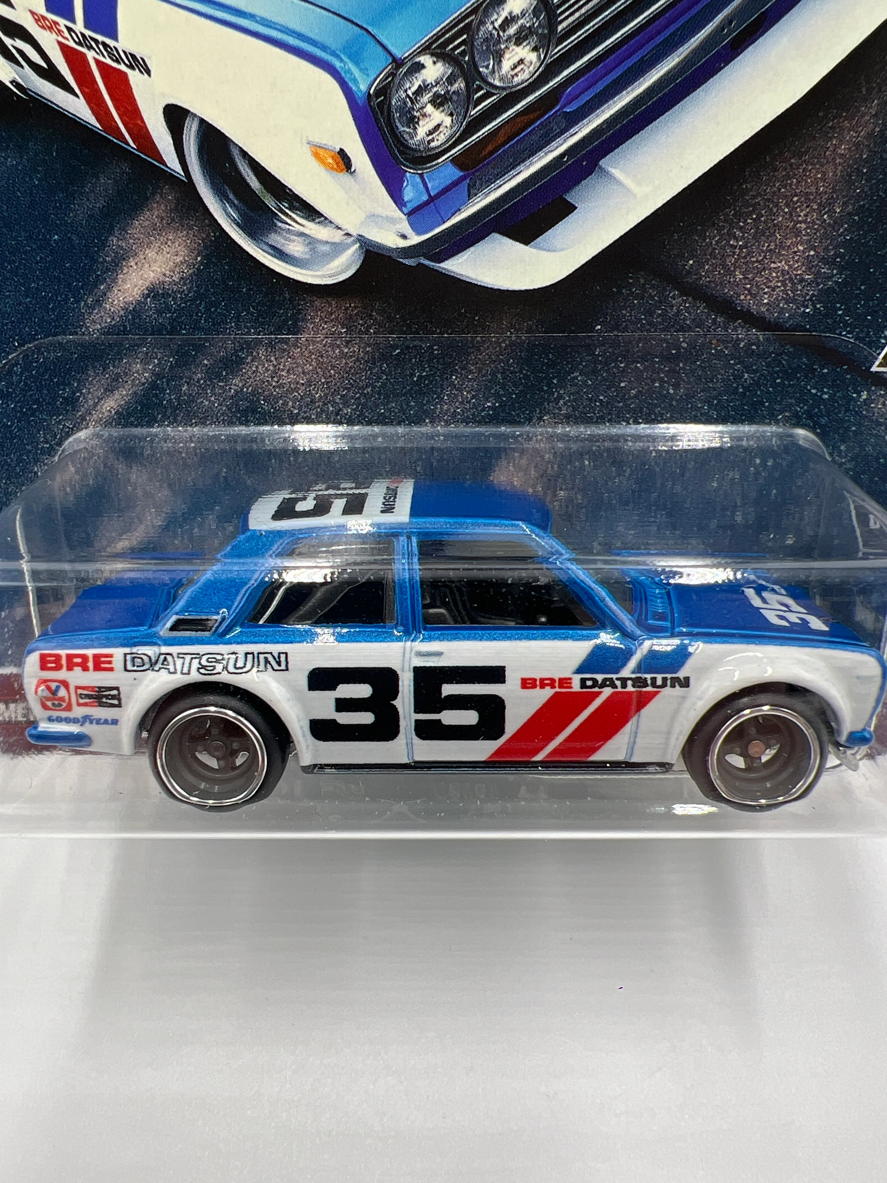 2017 HW RLC Premium Race Day #0 BRE Datsun Bluebird 510 Blue/White W/Protector - Image 2