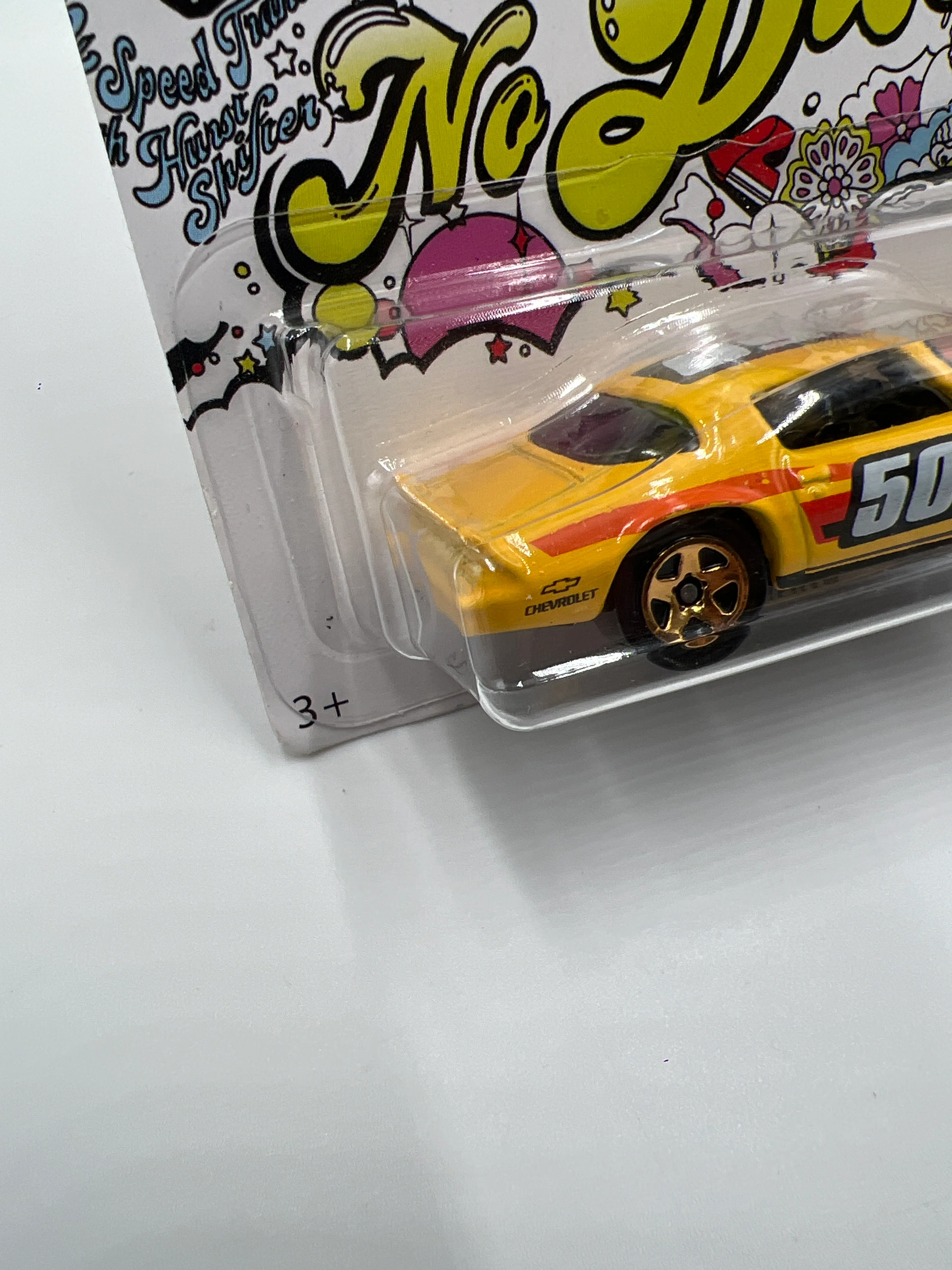 2018 Hot Wheels 50th Anniversary Camaro Series #4 81 Camaro Yellow 152F - Image 5