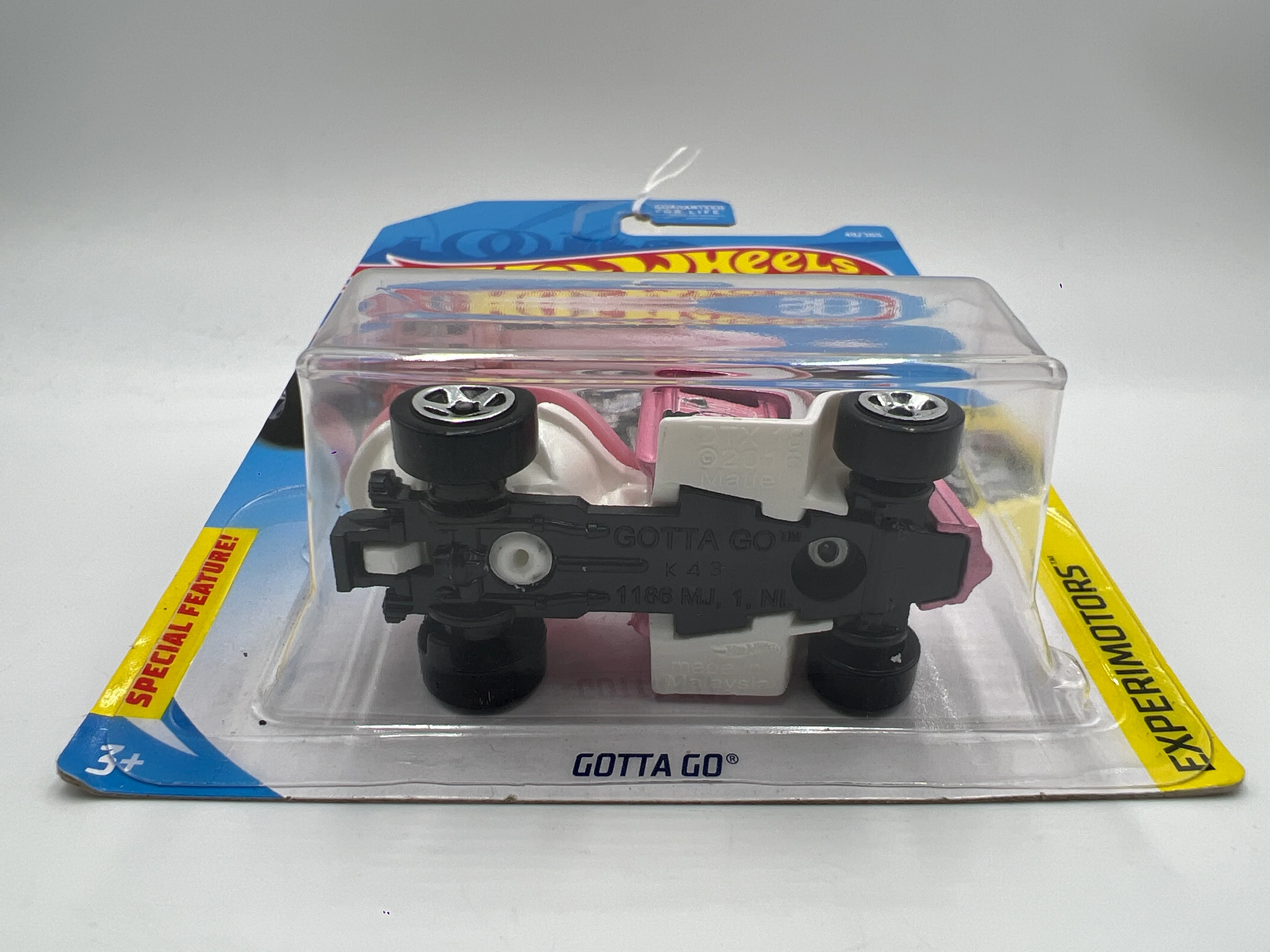 2018 Hot Wheels Experimotors #49 Gotta Go Pink - Image 6
