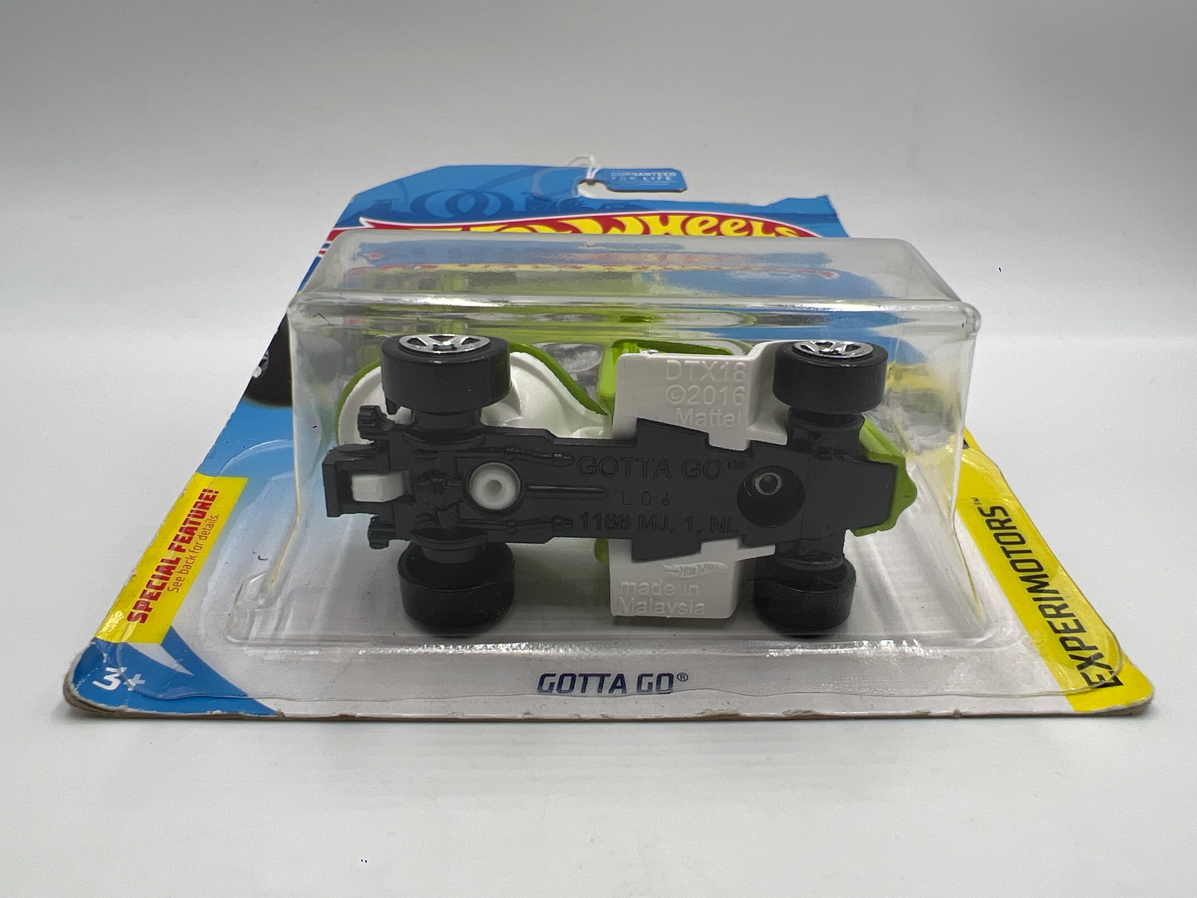 2018 Hot Wheels Experimotors Kroger Exclusive Gotta Go Green Bad Card 238H - Image 5