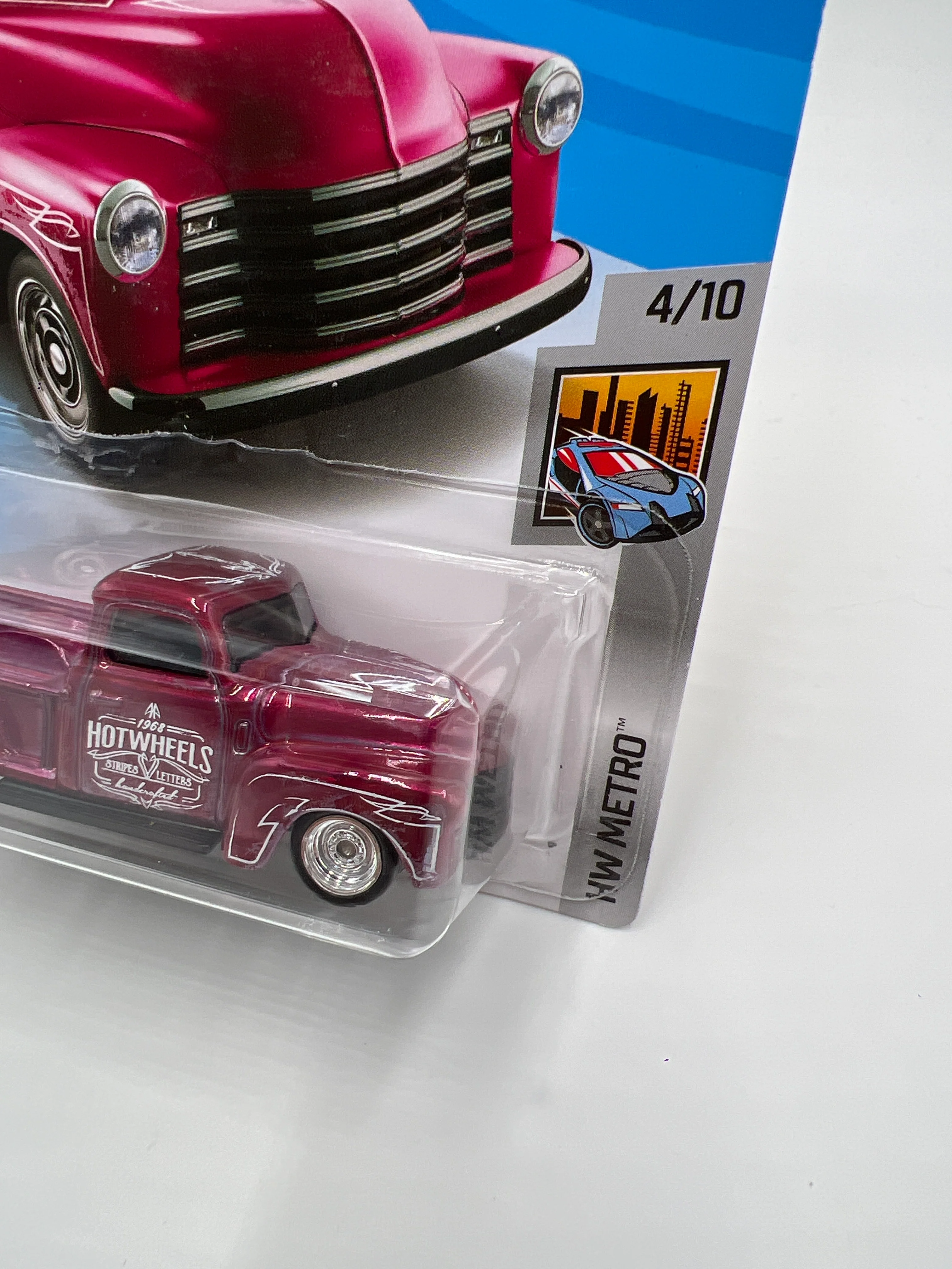2018 Hot Wheels Super Treasure Hunt 52 Chevy Pink W/Protector - Image 3