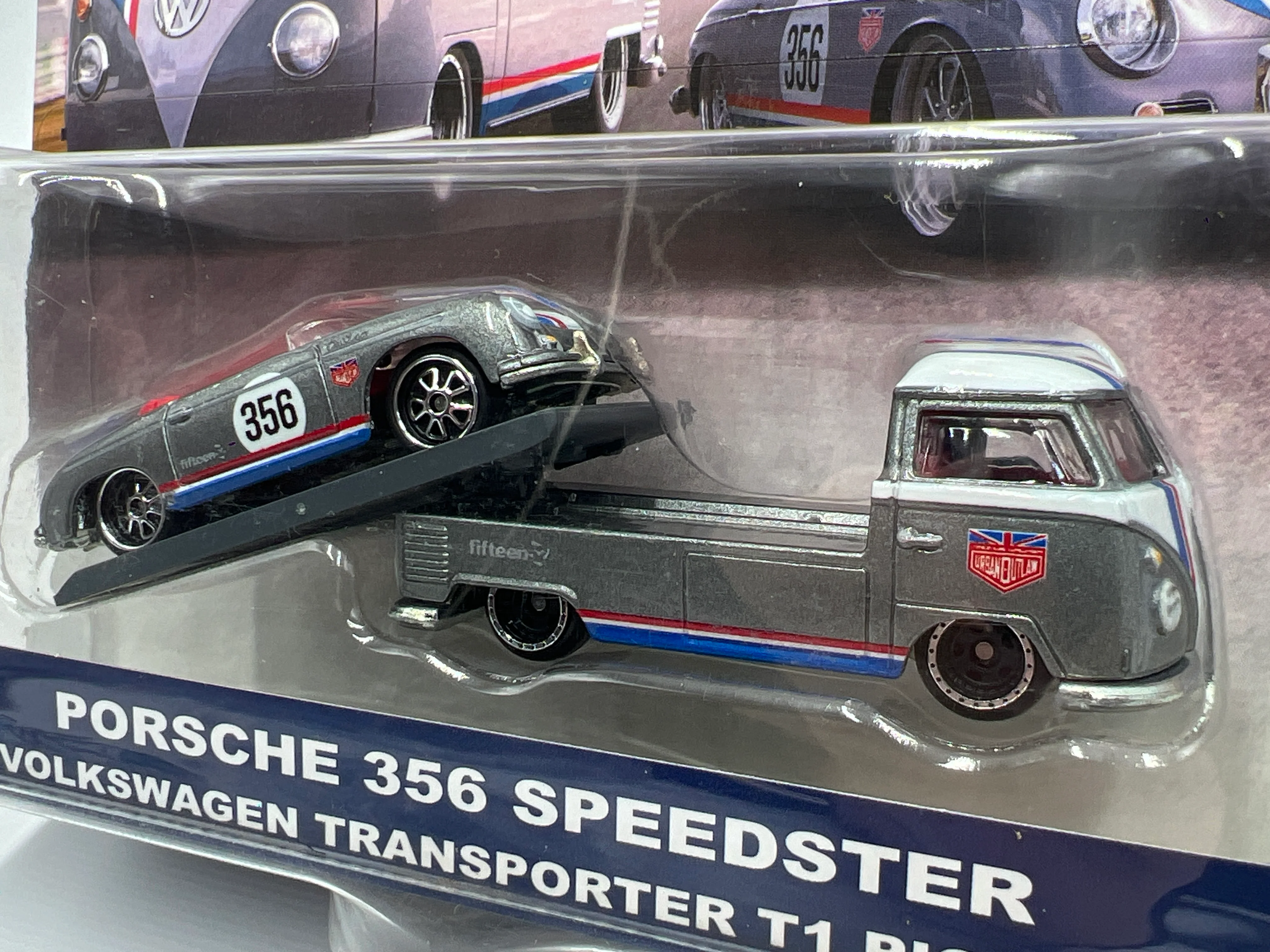 2018 Hot Wheels Team Transport #1 Porsche 356 Speedster & VW Transporter T1 Pickup W/Protector - Image 2