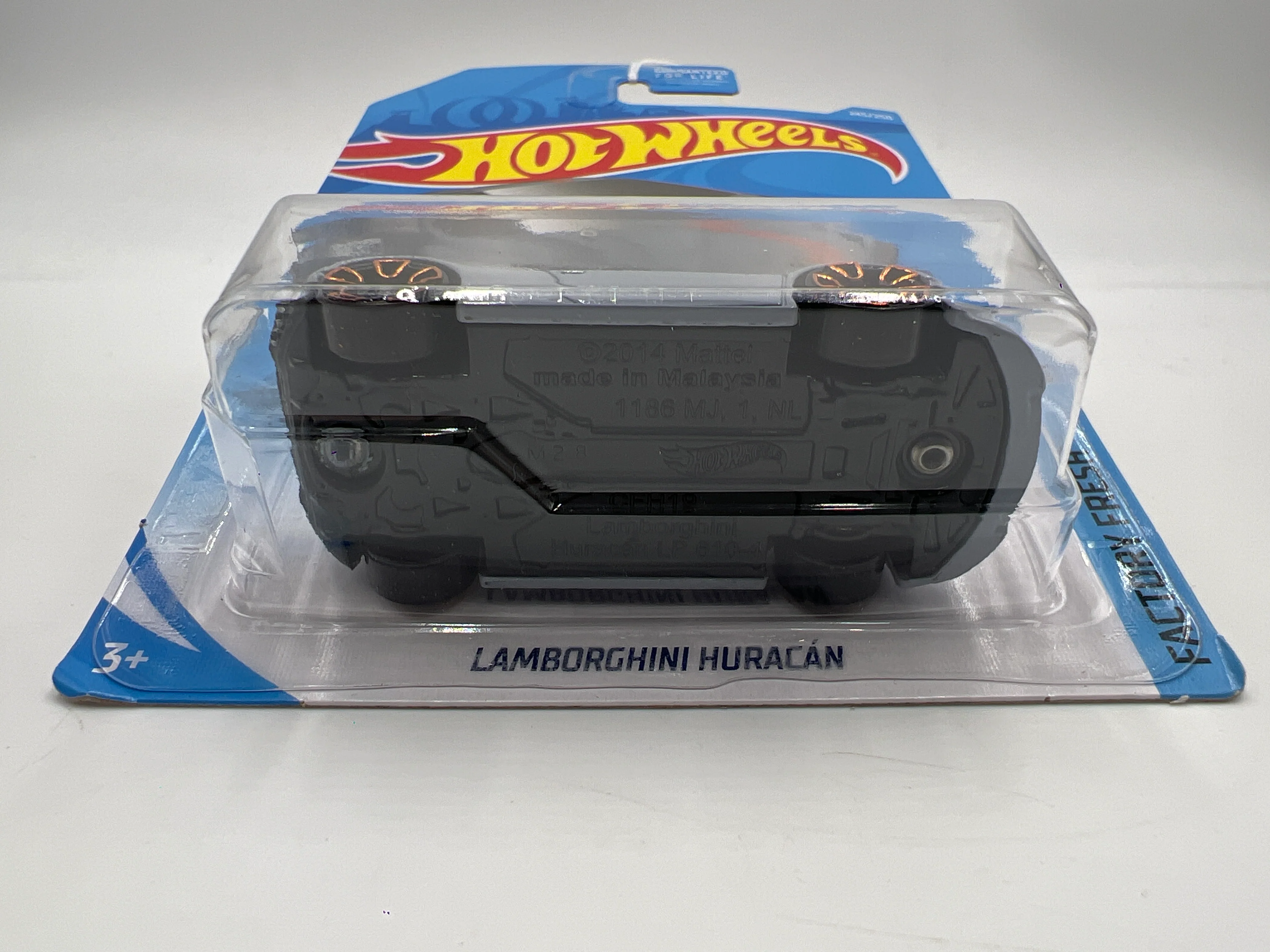 2019 Hot Wheels Factory Fresh #245 Lamborghini Huracan Light Gray 101E - Image 6