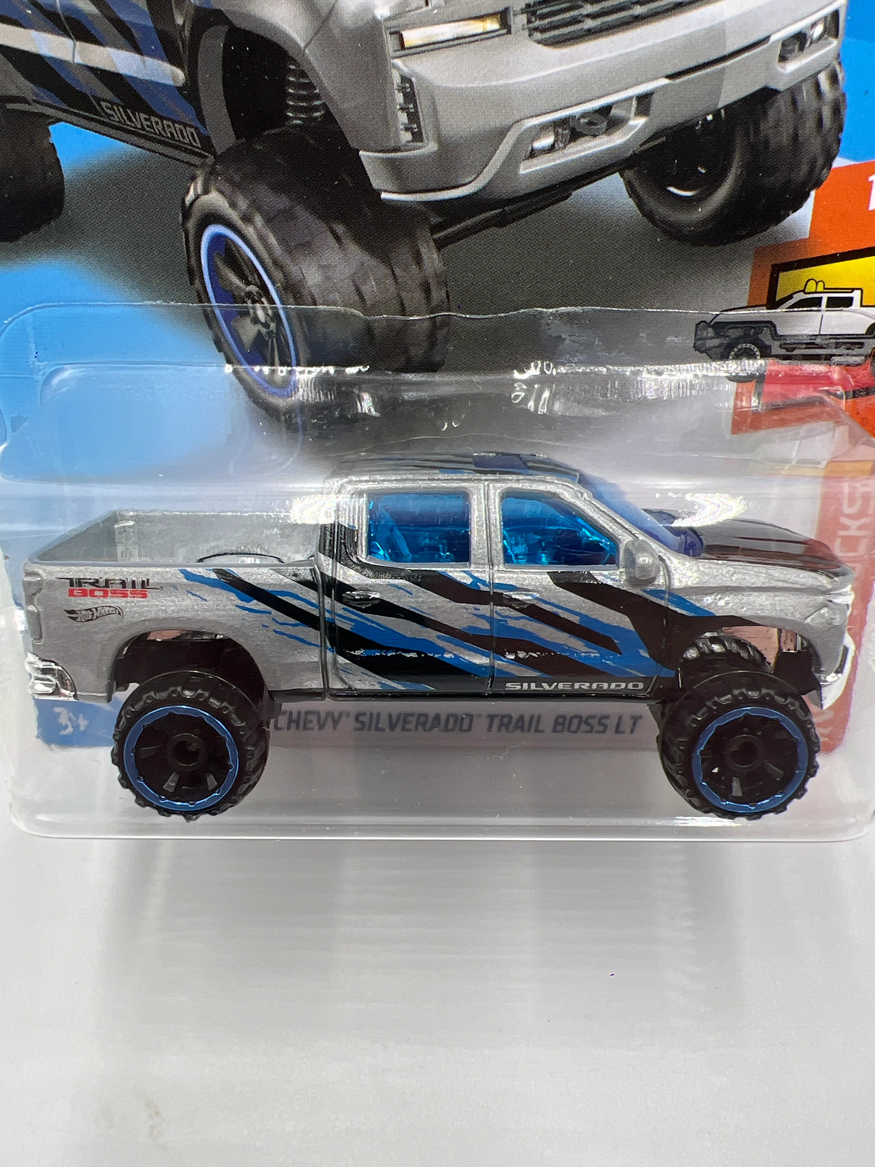 2019 Hot Wheels Kmart Exclusive HW Hot Trucks #83 19 Chevy Silverado Trail Boss LT 240B - Image 3