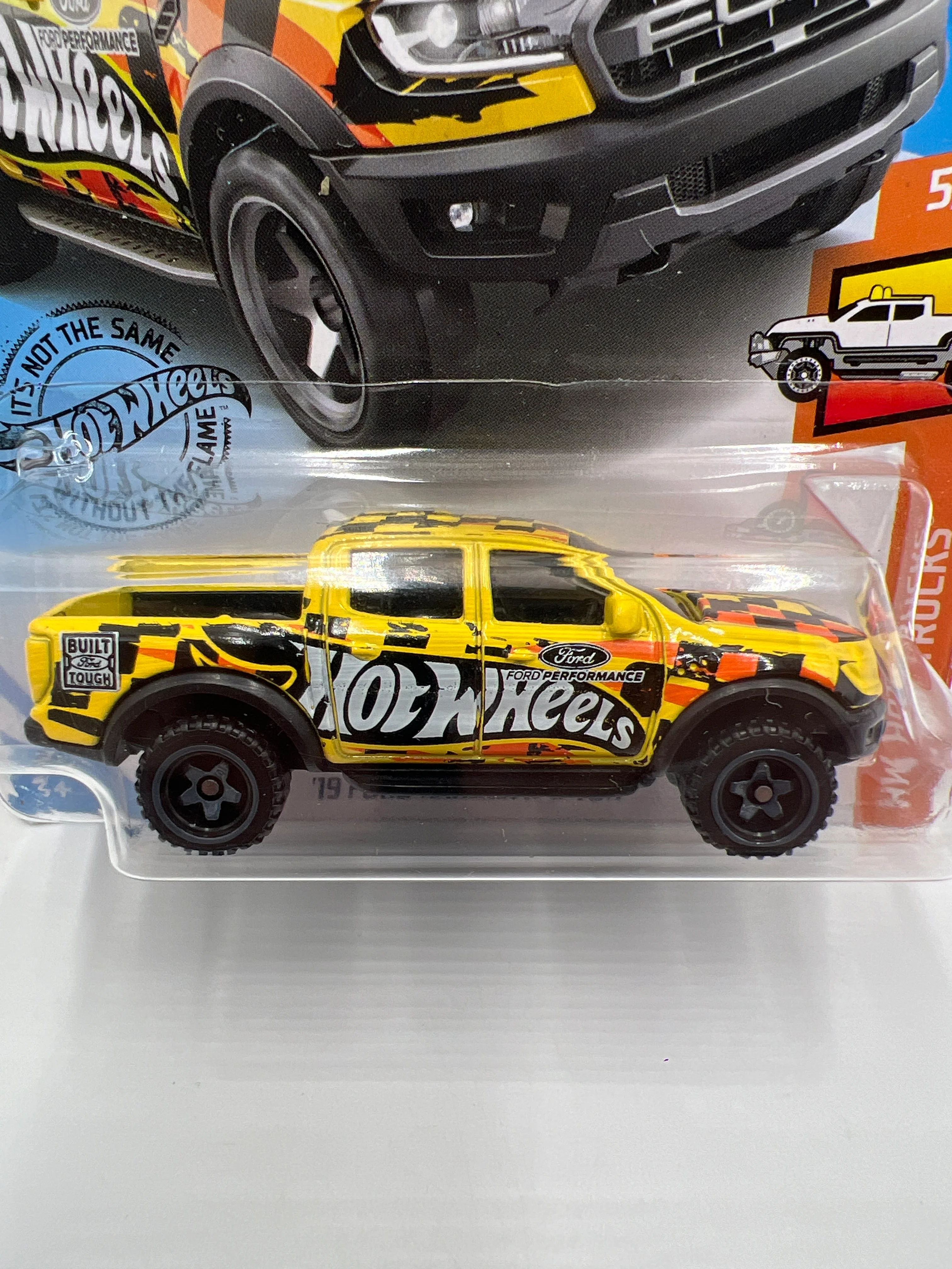 2019 Hot Wheels Hot Trucks #185 19 Ford Ranger Raptor Yellow 25B - Image 2