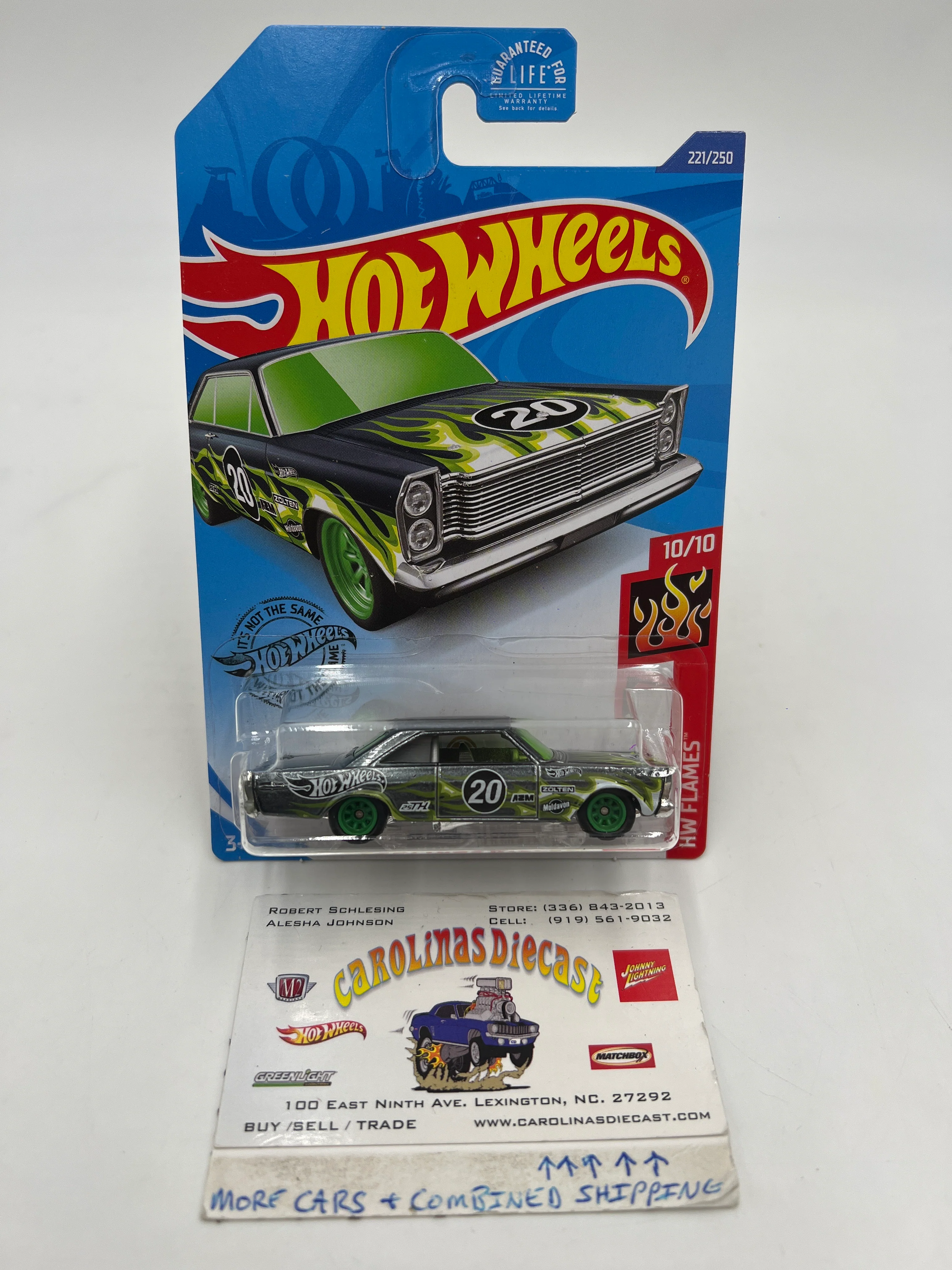 2020 Hot Wheels Super Treasure Hunt #221 65 Ford Galaxie W/Protector
