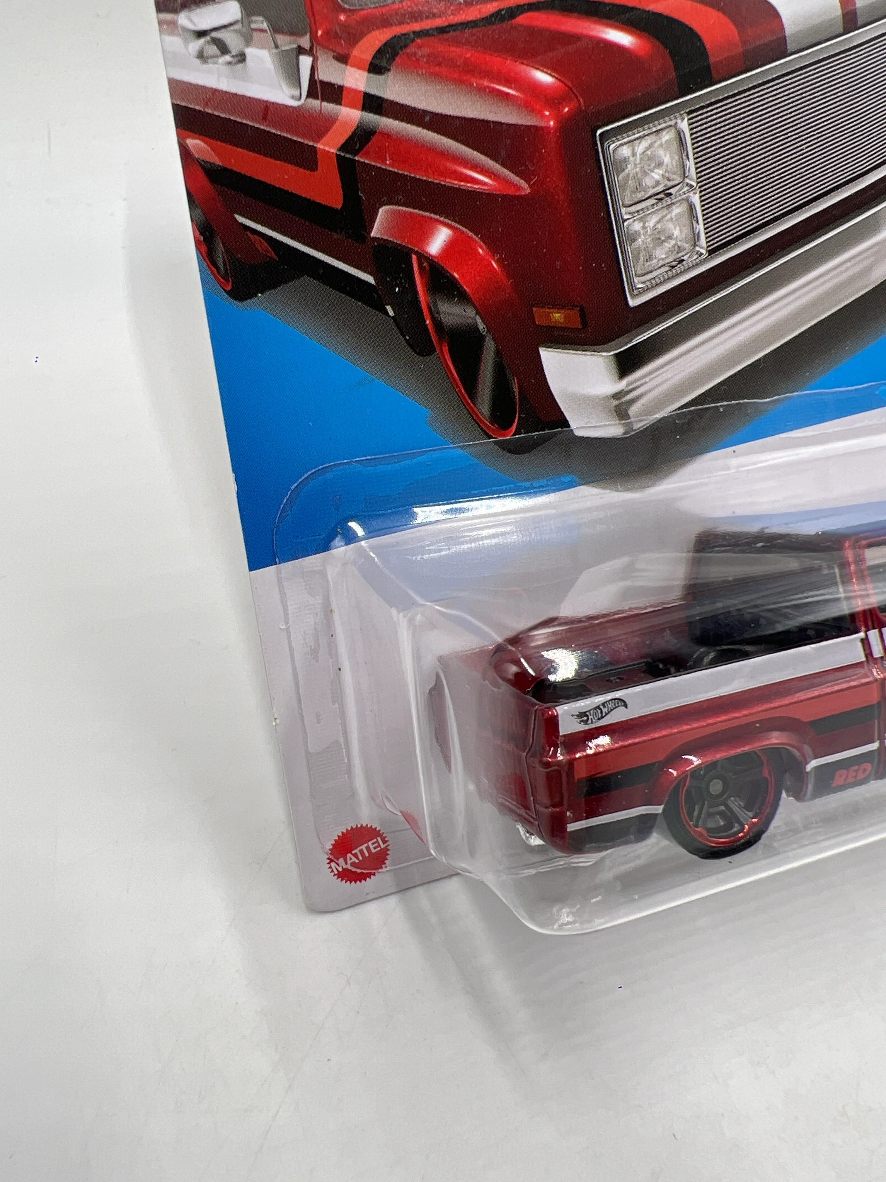 Hot Wheels Target Exclusive Red Edition #114 83 Chevy Silverado Red W/Protector - Image 4