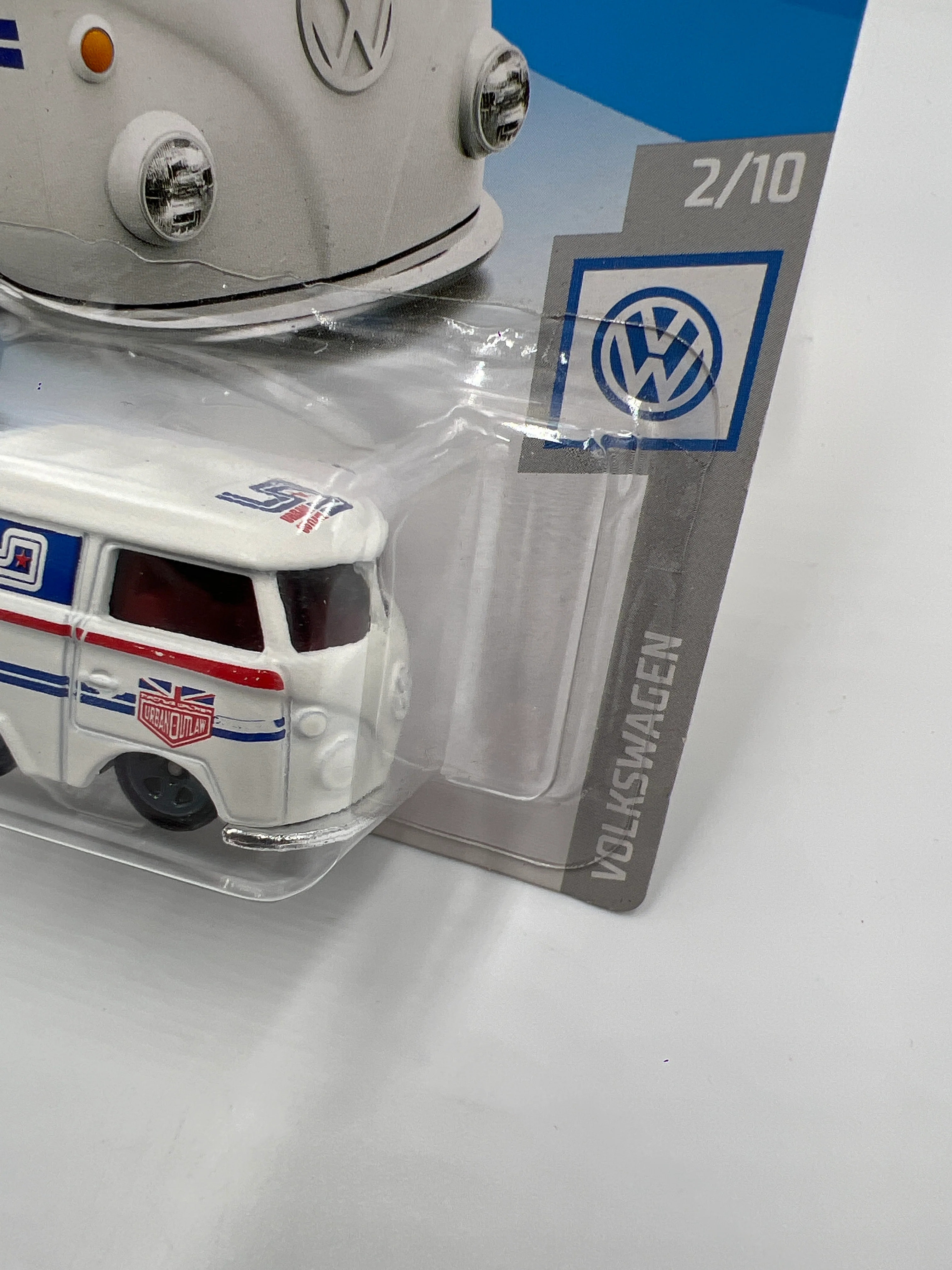 2019 Hot Wheels Volkswagen #136 Kool Kombi White Magnus Walker 97F - Image 4