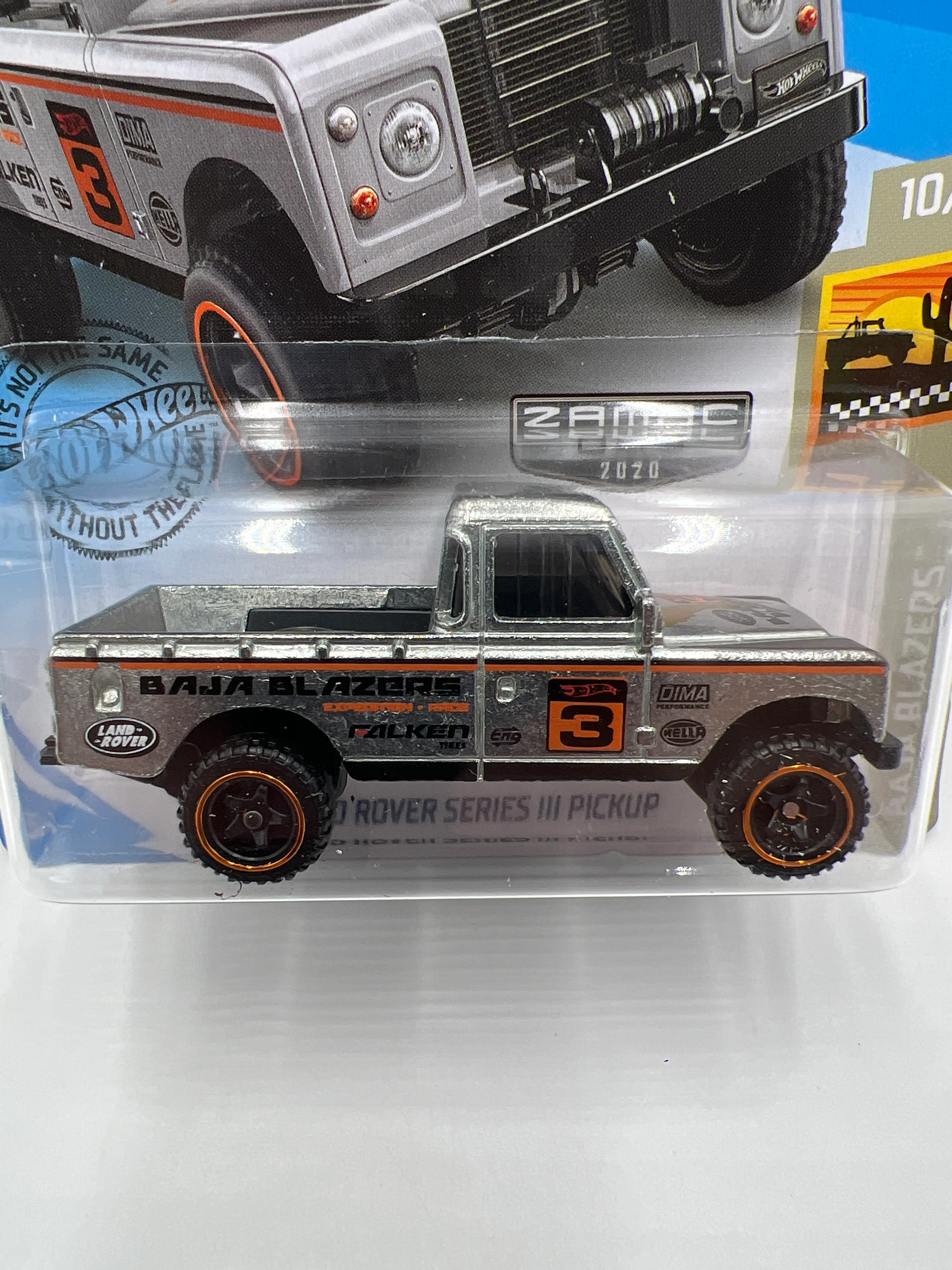 2020 Hot Wheels Walmart Exclusive Zamac 3 #3 Land Rover Series III Pickup 148i - Image 2
