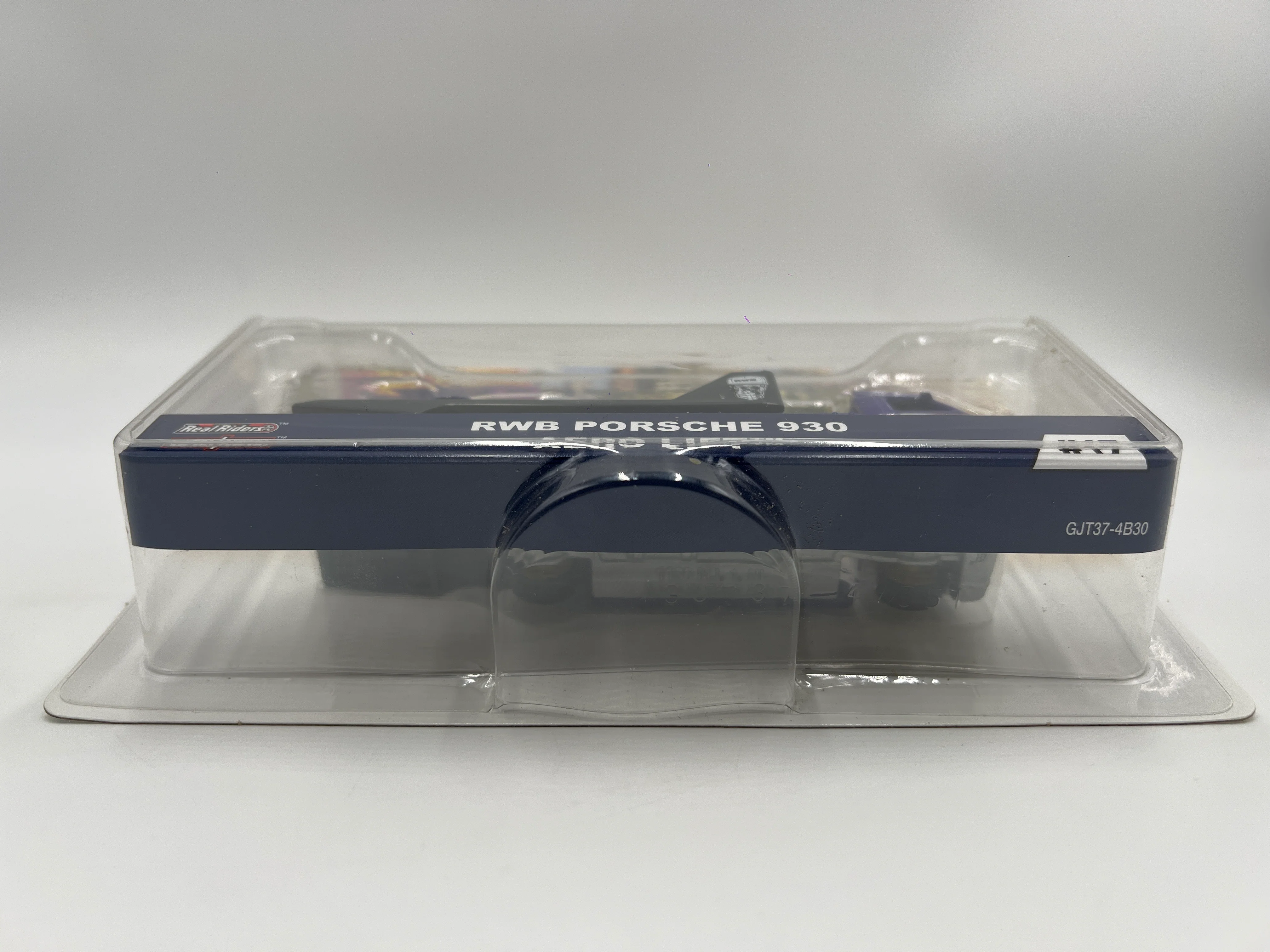 2019 Hot Wheels Team Transport #17 RWB Porsche 930 & Aero Lift Purple W/Protector - Image 7