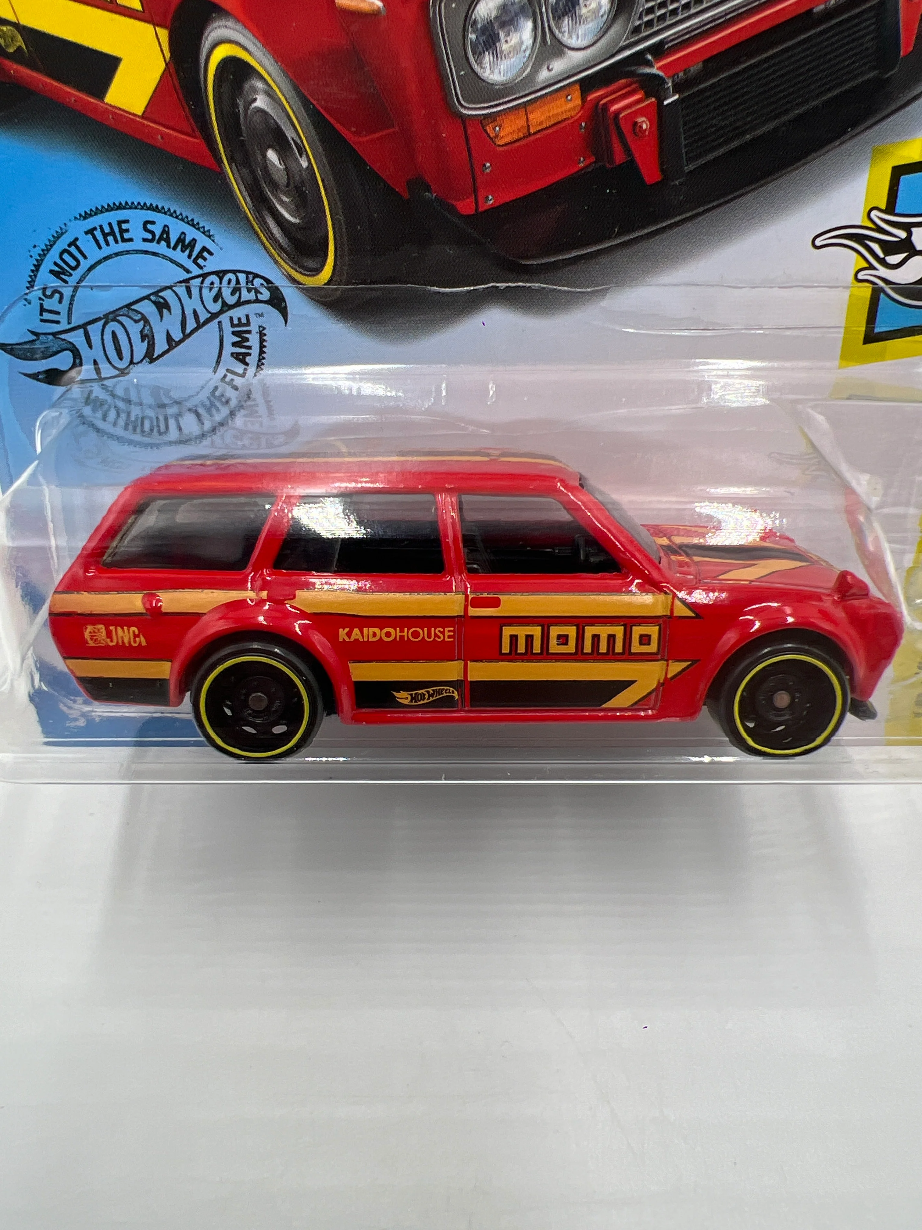 2020 Hot Wheels Factory Sealed Speed Graphics #146 Datsun Bluebird Wagon 510 Momo Red SR 88G - Image 2