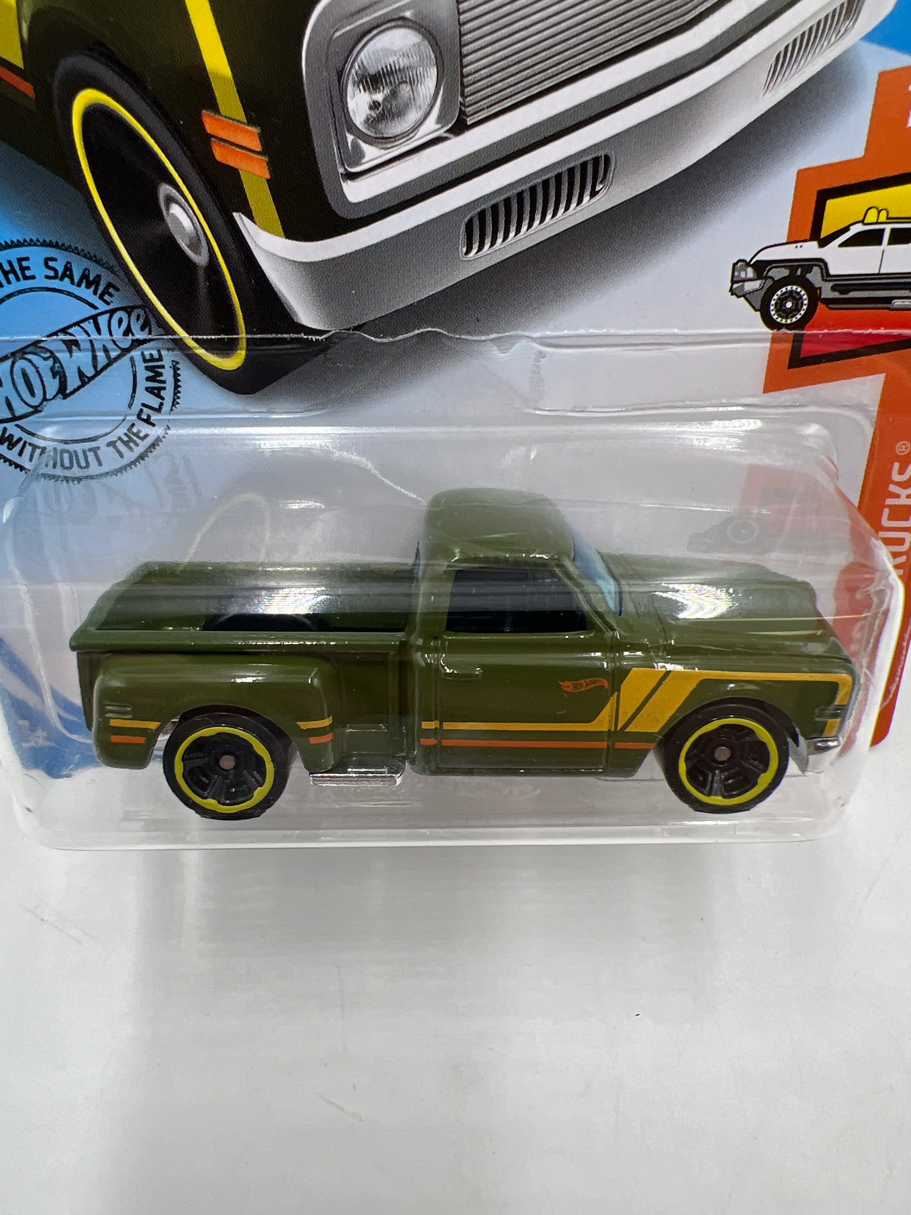 2020 Hot Wheels Hot Trucks #202 69 Chevy Pickup Green 16D - Image 2