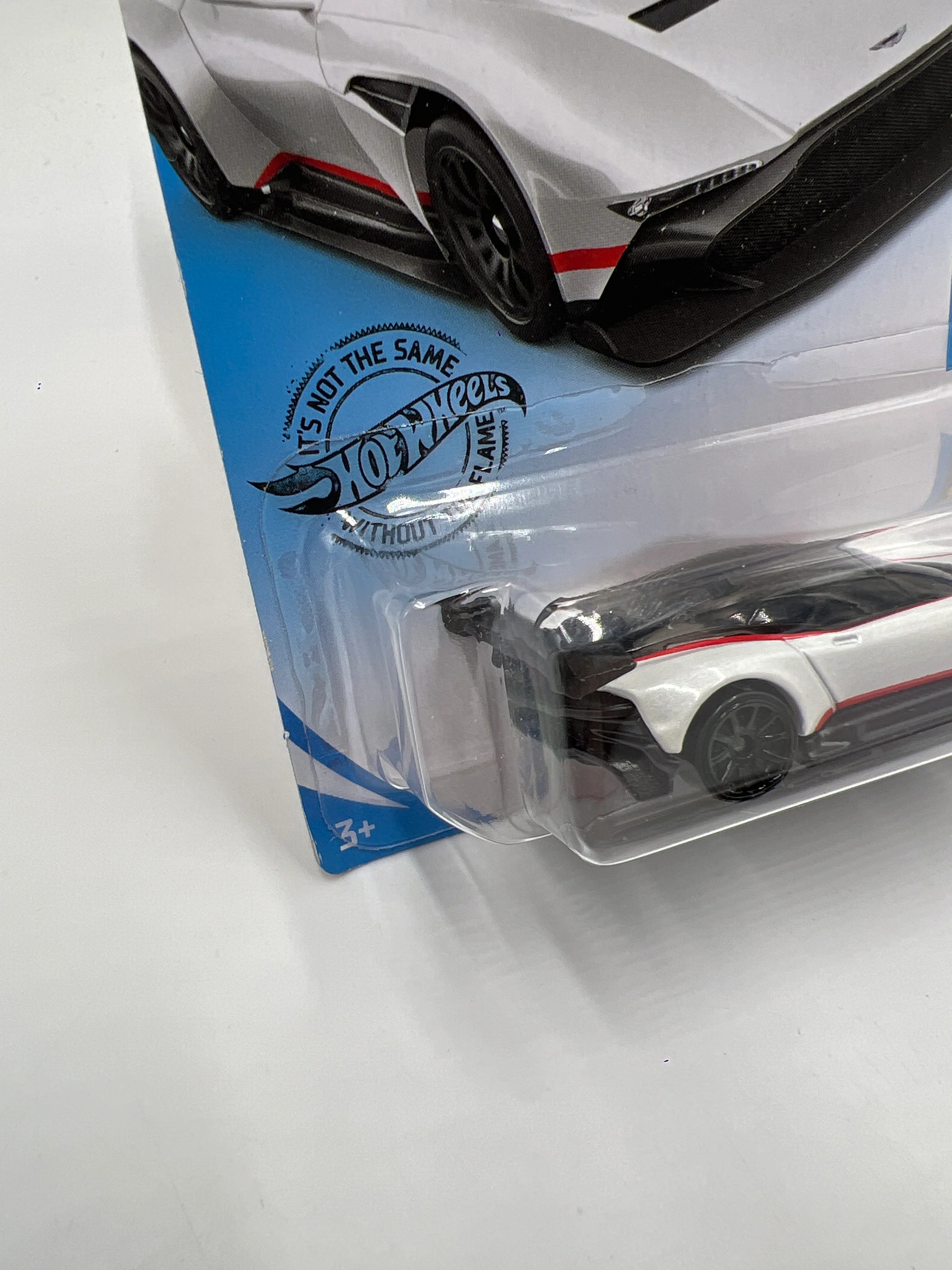 2020 Hot Wheels Factory Fresh #88 Aston Martin Vulcan White 106C - Image 5