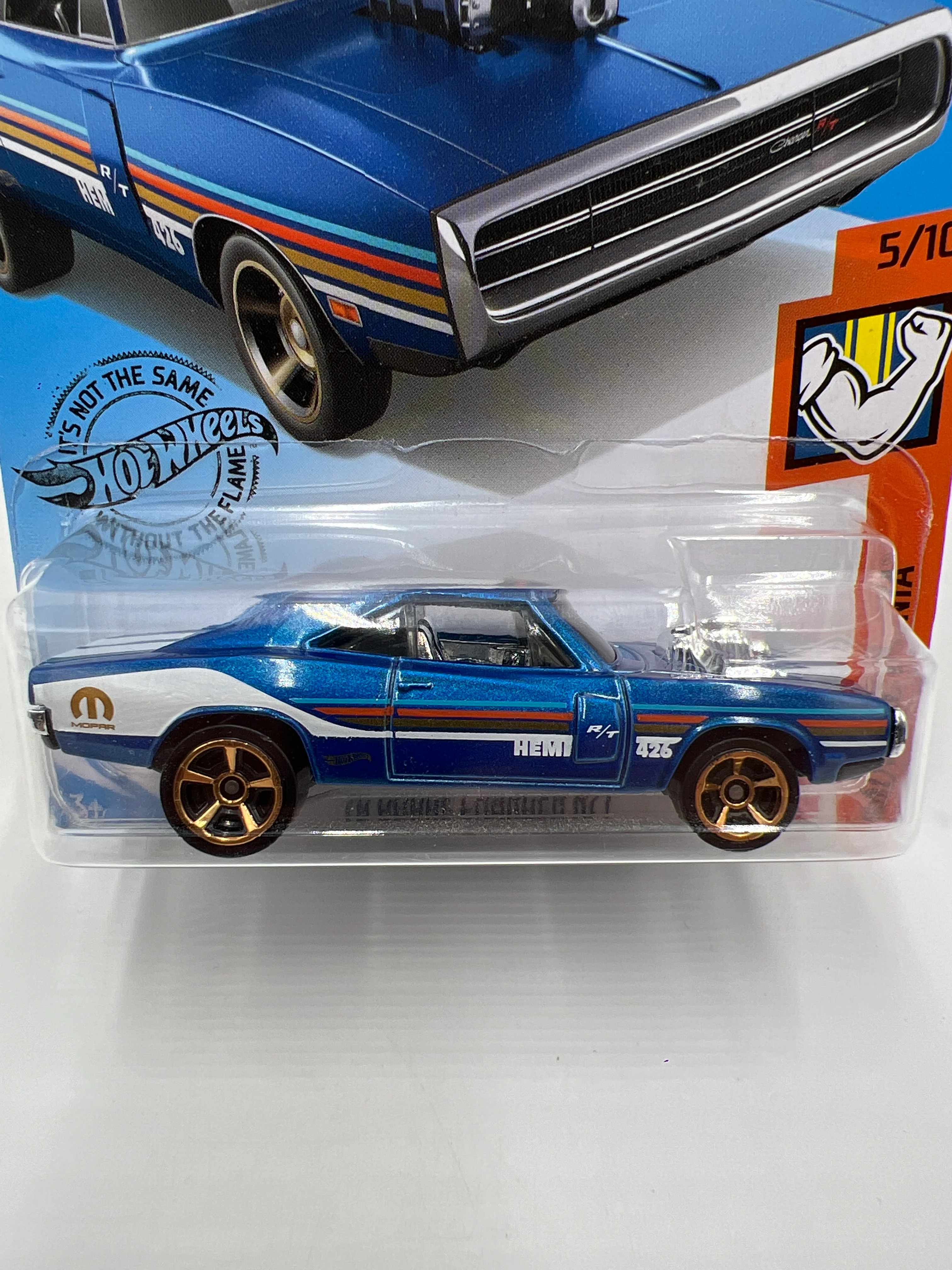 2020 Hot Wheels Muscle Mania #249 70 Dodge Charger R/T Blue 41B - Image 2
