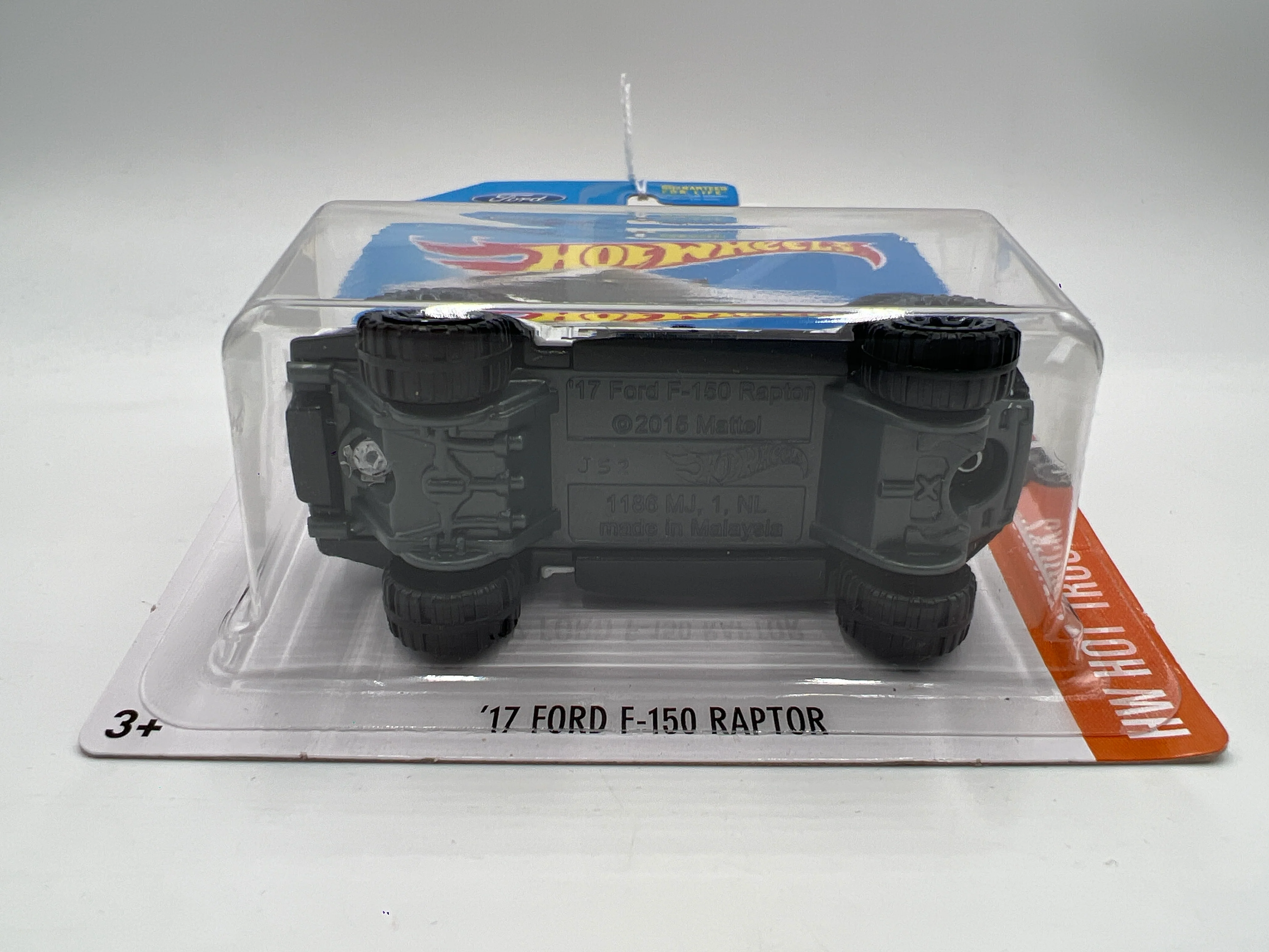 Hot Wheels Hot Trucks #129 17 Ford F-150 Raptor White 34B - Image 5