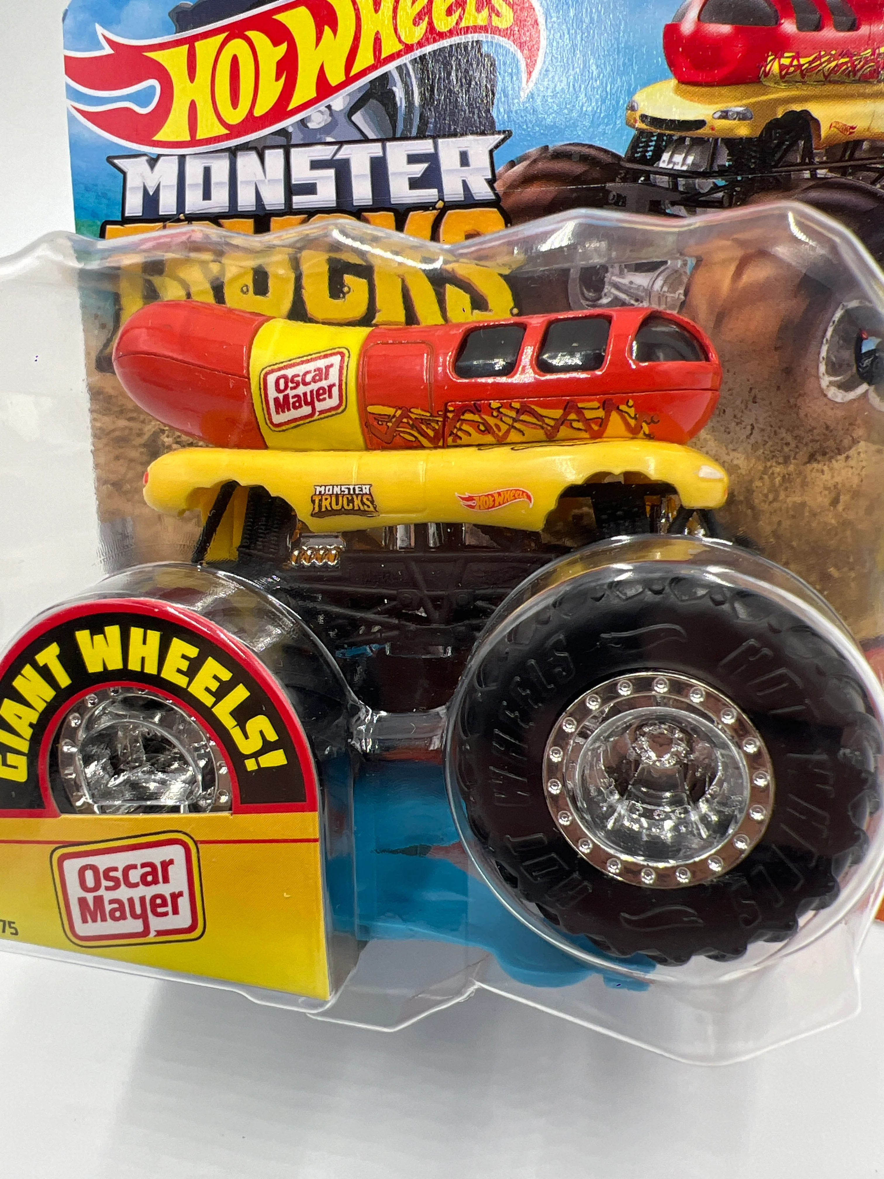 2020 Hot Wheels Monster Trucks Fast Foodie #42 Oscar Mayer Weinermobile 124B - Image 2