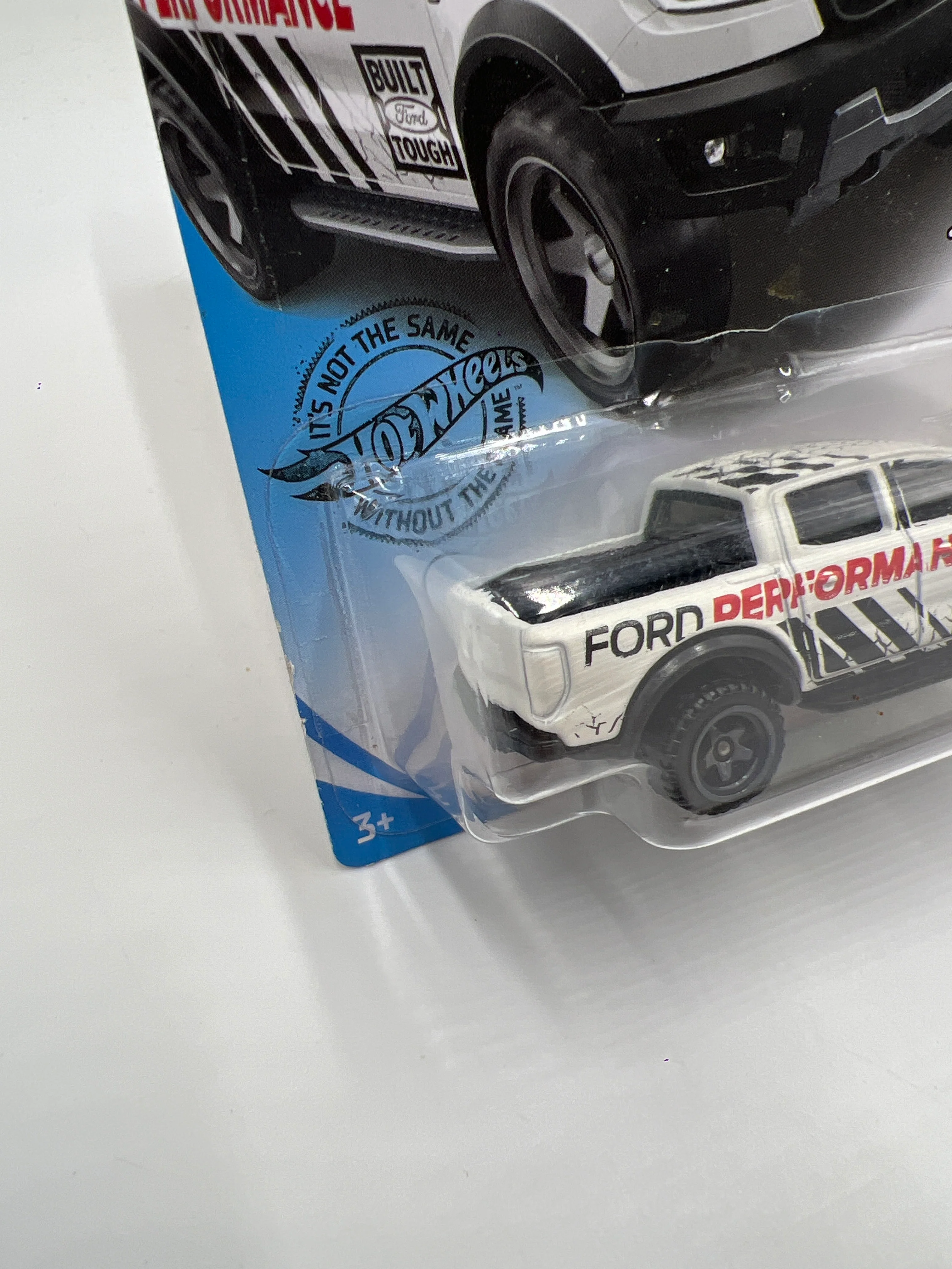 2020 Hot Wheels Speed Graphics #76 19 Ford Ranger Raptor White 28D - Image 4